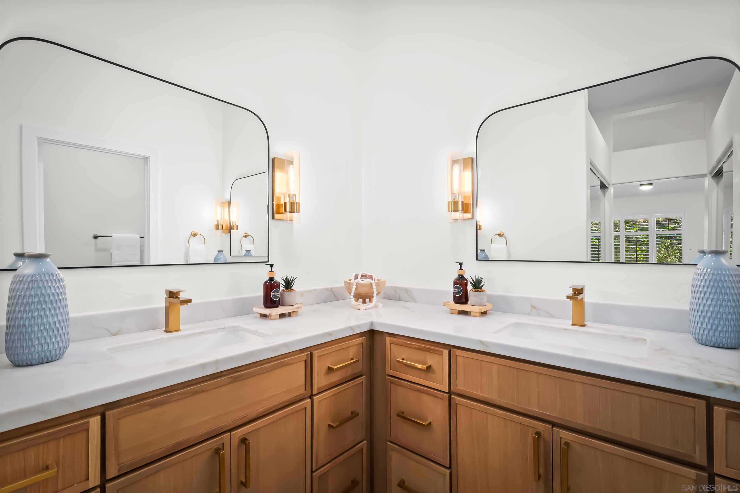 Detail Gallery Image 22 of 47 For 4058  Lemnos Way, Oceanside,  CA 92056 - 2 Beds | 2 Baths