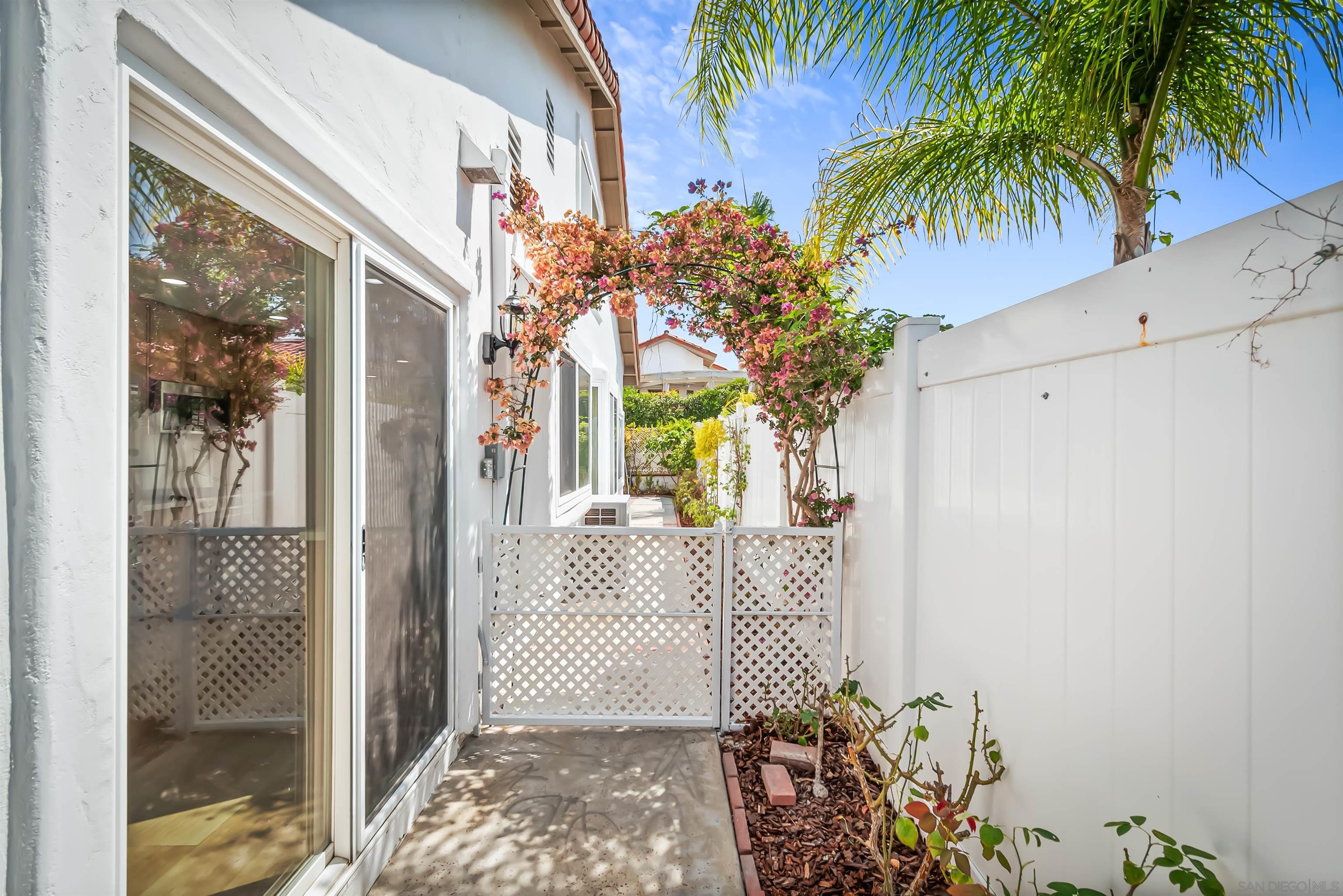 Detail Gallery Image 40 of 47 For 4058  Lemnos Way, Oceanside,  CA 92056 - 2 Beds | 2 Baths