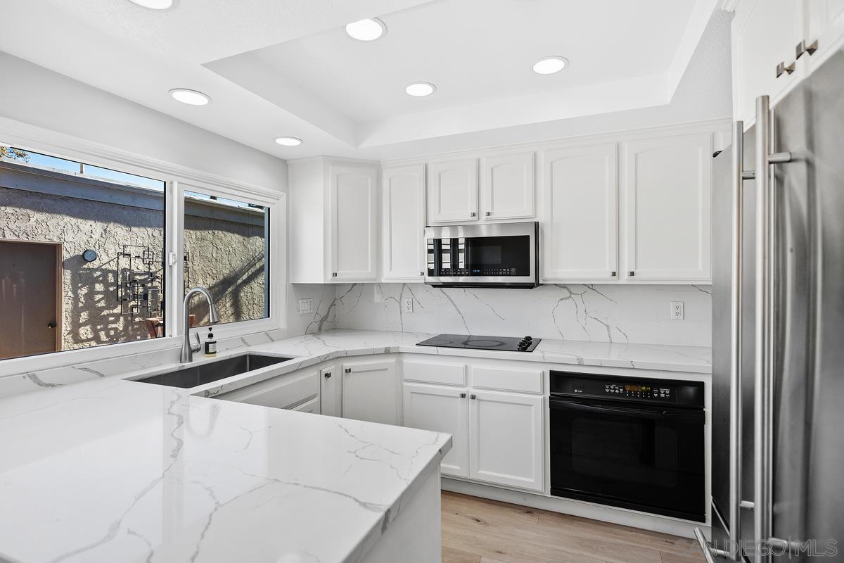 Detail Gallery Image 15 of 32 For 14  Dragonfly  #25,  Irvine,  CA 92604 - 3 Beds | 2 Baths