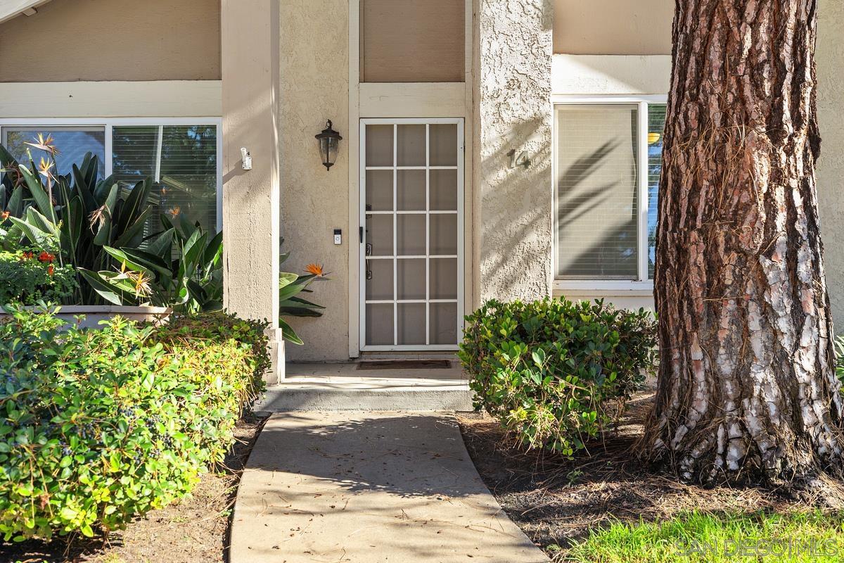 Detail Gallery Image 5 of 32 For 14  Dragonfly  #25,  Irvine,  CA 92604 - 3 Beds | 2 Baths