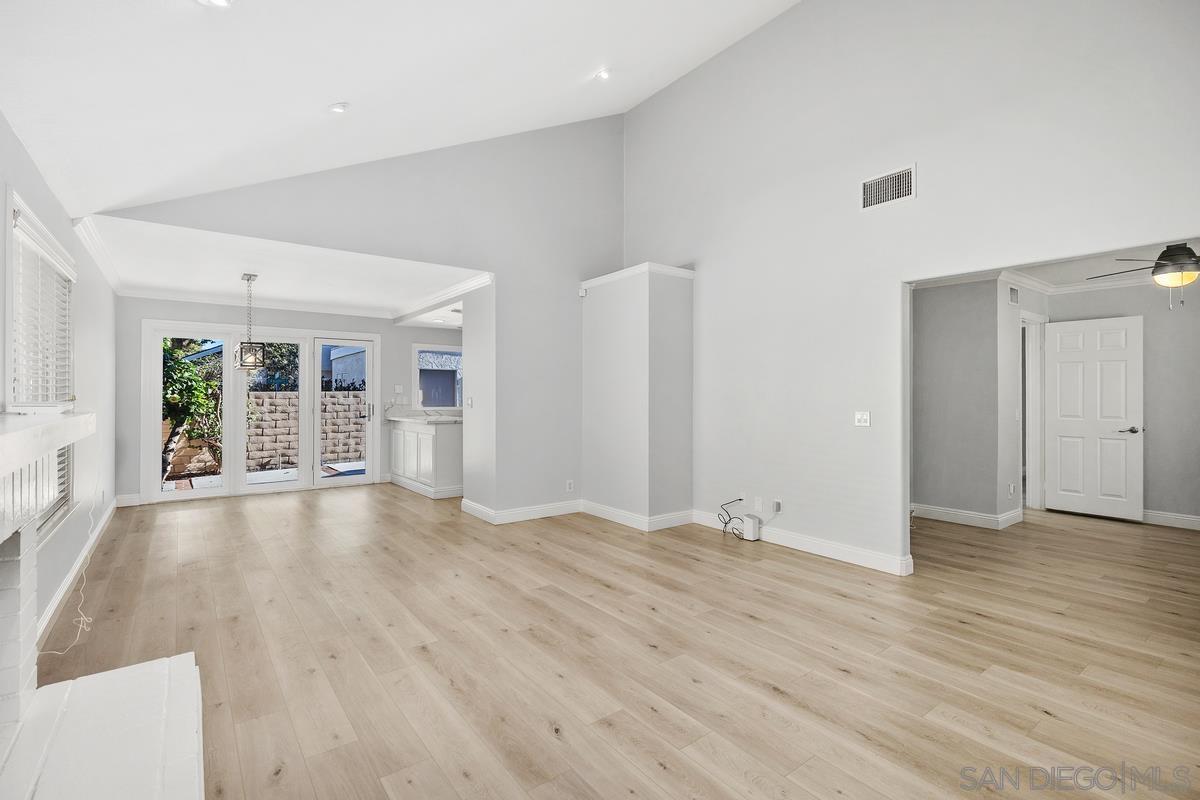 Detail Gallery Image 10 of 32 For 14  Dragonfly  #25,  Irvine,  CA 92604 - 3 Beds | 2 Baths