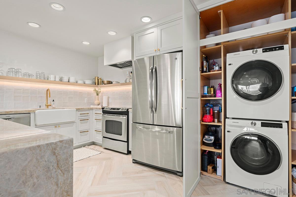 Detail Gallery Image 24 of 26 For 435 S Sierra Ave  #114,  Solana Beach,  CA 92075 - 1 Beds | 1/1 Baths