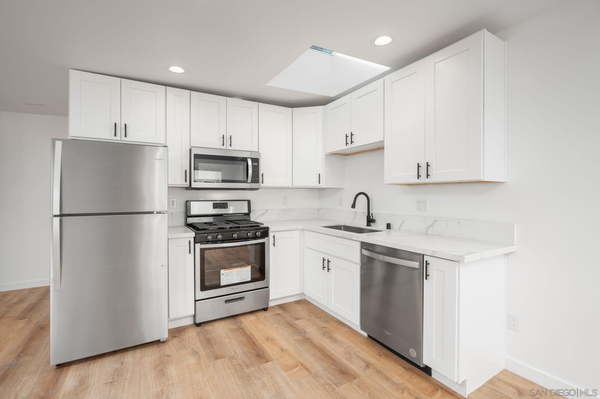 Detail Gallery Image 13 of 23 For 4161-4163  Clairemont Mesa Boulevard, San Diego,  CA 92117 - – Beds | – Baths