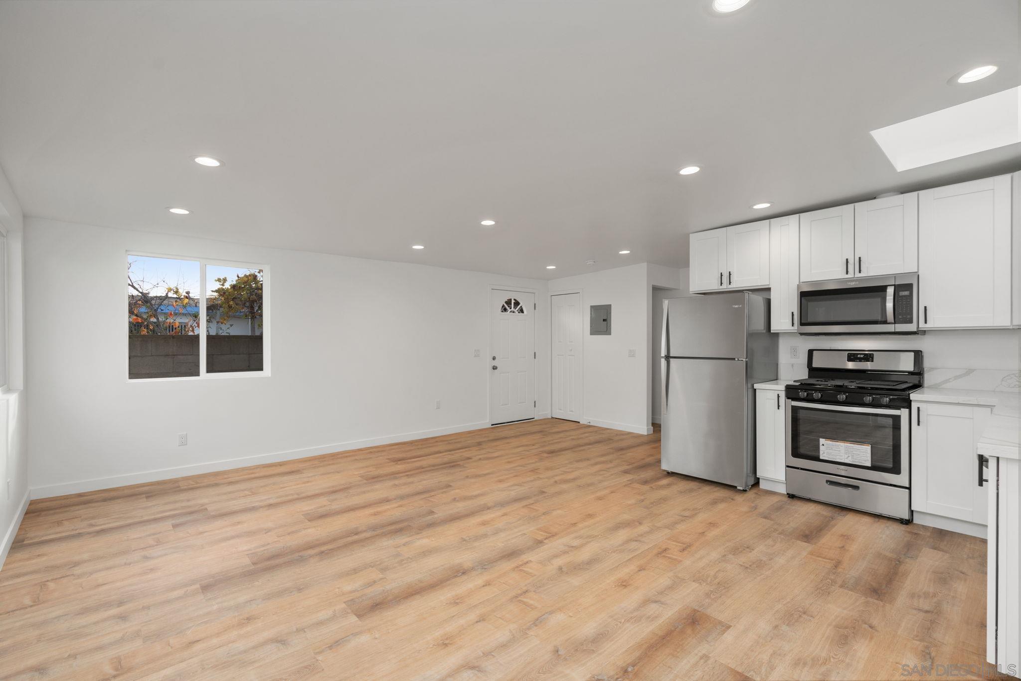 Detail Gallery Image 14 of 23 For 4161-4163  Clairemont Mesa Boulevard, San Diego,  CA 92117 - – Beds | – Baths