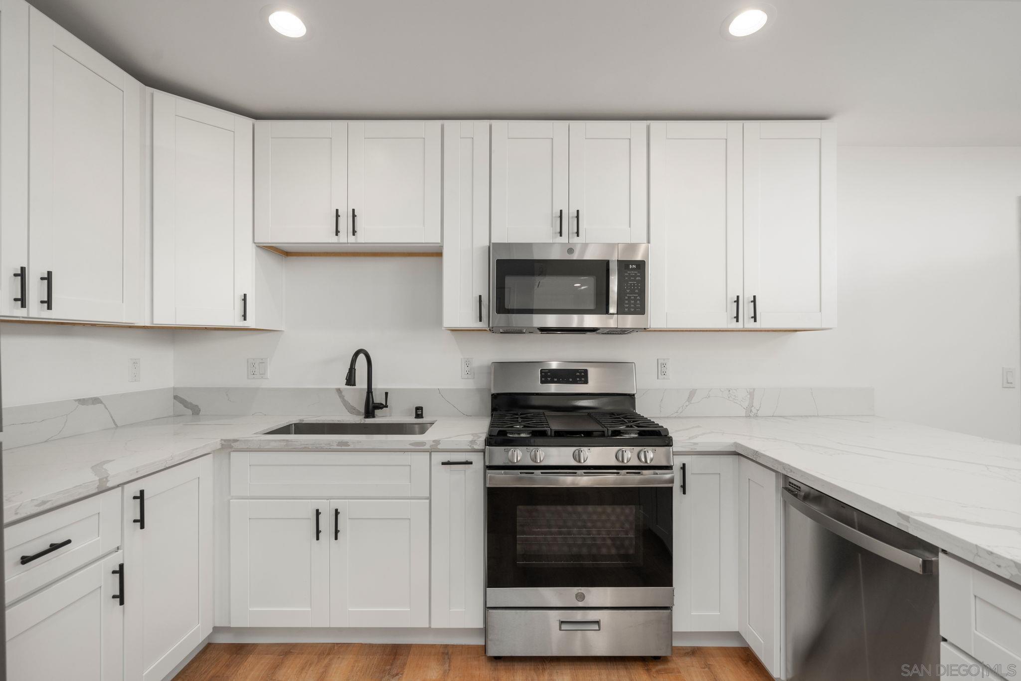 Detail Gallery Image 9 of 23 For 4161-4163  Clairemont Mesa Boulevard, San Diego,  CA 92117 - – Beds | – Baths