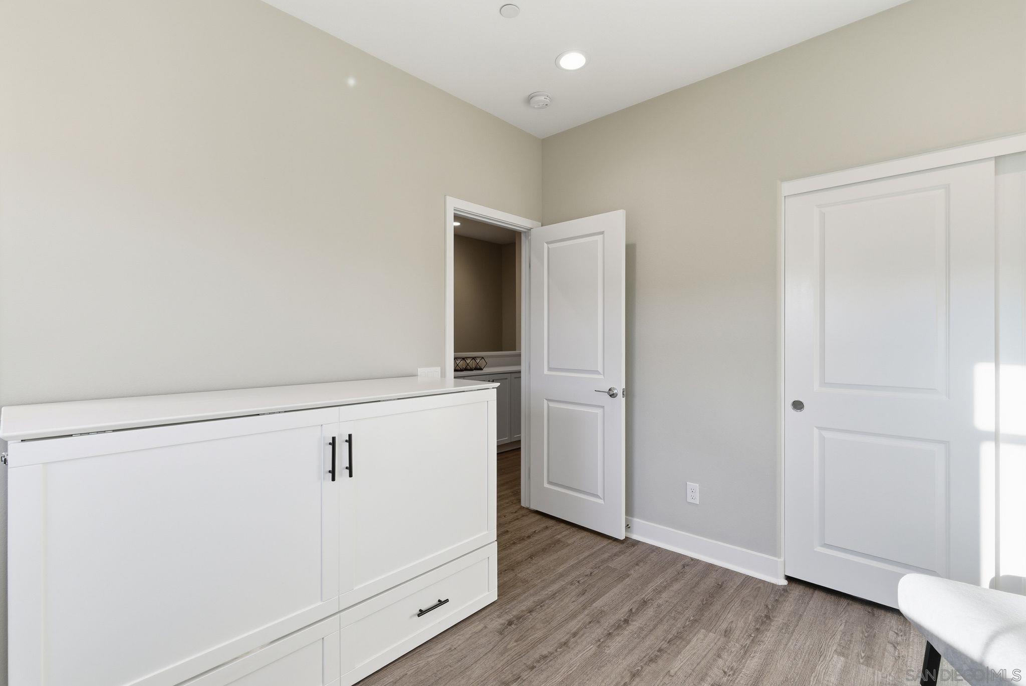 Detail Gallery Image 18 of 42 For 4382  Pacifica Way  #4,  Oceanside,  CA 92056 - 3 Beds | 3/1 Baths
