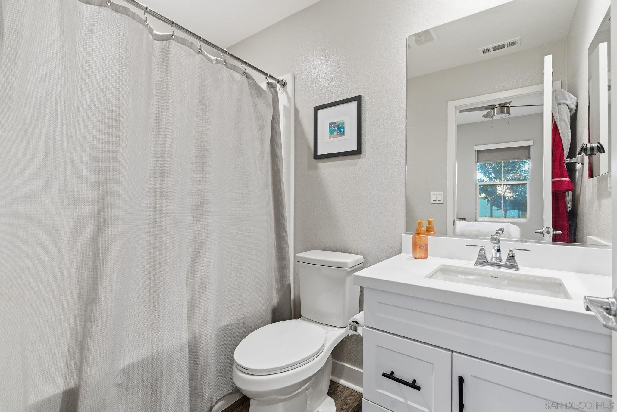 Detail Gallery Image 22 of 42 For 4382  Pacifica Way  #4,  Oceanside,  CA 92056 - 3 Beds | 3/1 Baths