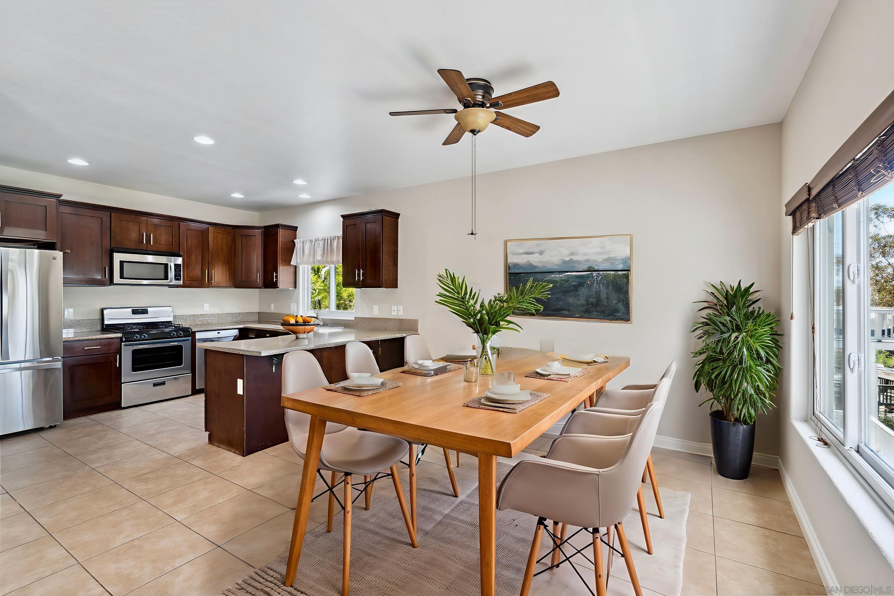 Detail Gallery Image 12 of 47 For 401 S Vine St, Escondido,  CA 92025 - 5 Beds | 3/1 Baths