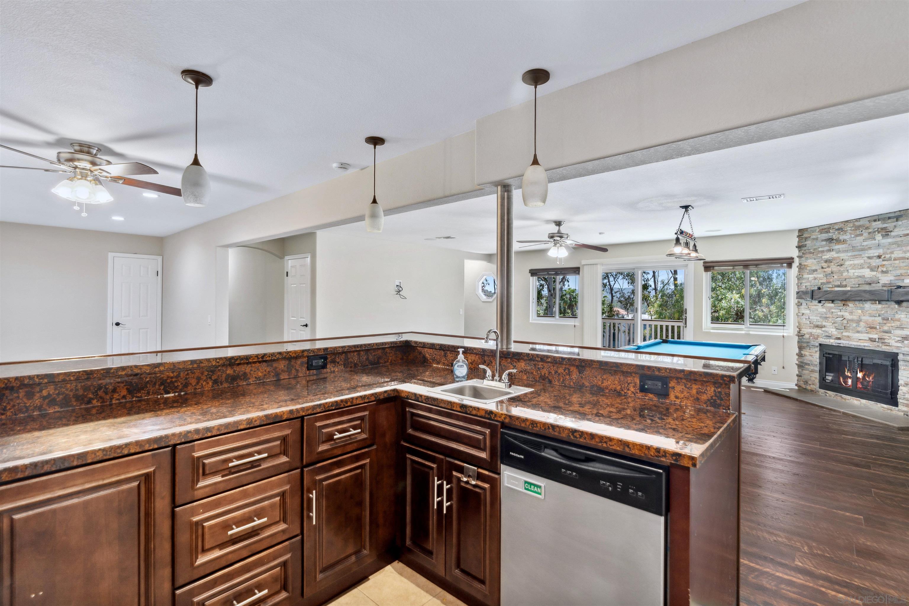 Detail Gallery Image 35 of 47 For 401 S Vine St, Escondido,  CA 92025 - 5 Beds | 3/1 Baths