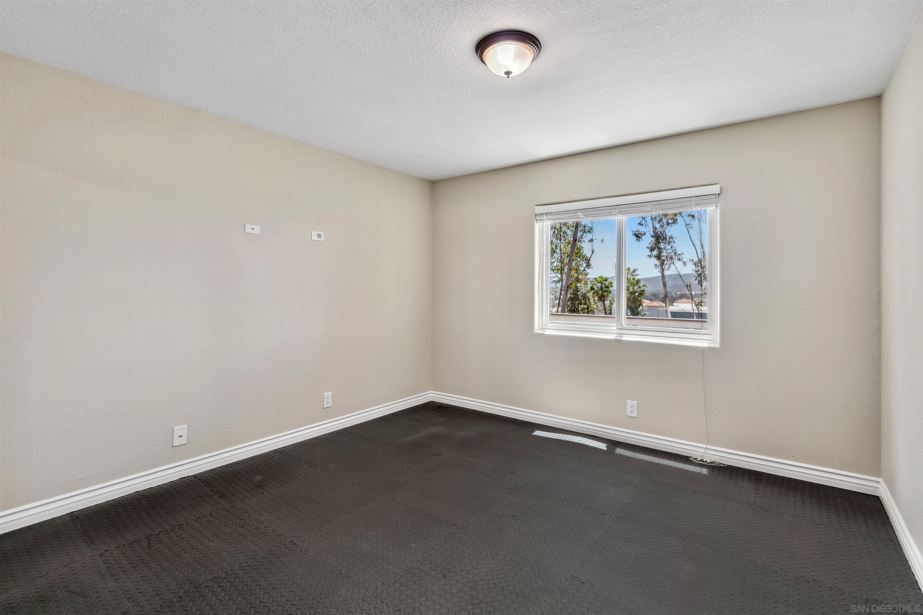 Detail Gallery Image 40 of 47 For 401 S Vine St, Escondido,  CA 92025 - 5 Beds | 3/1 Baths