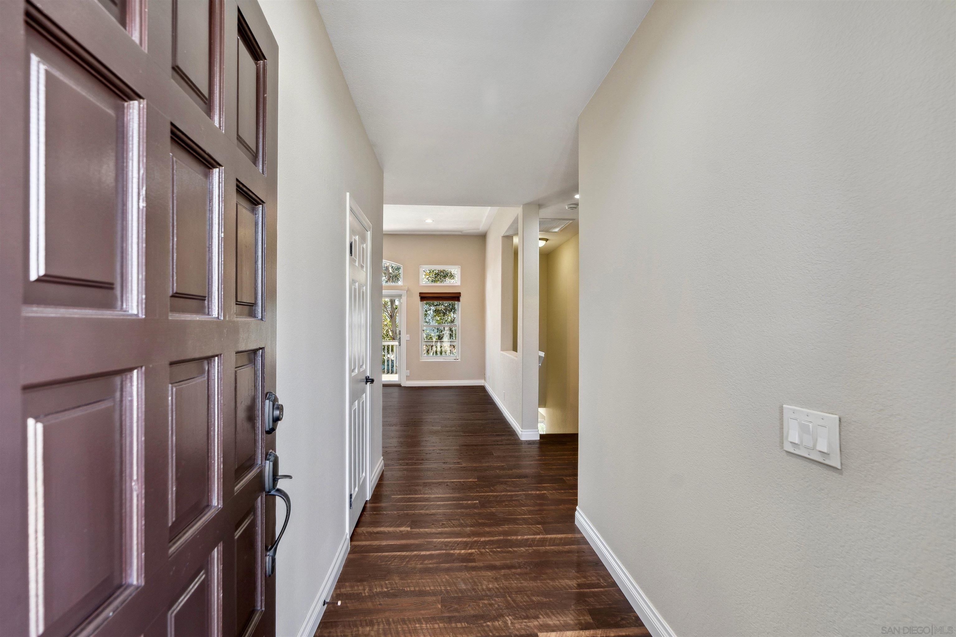 Detail Gallery Image 7 of 47 For 401 S Vine St, Escondido,  CA 92025 - 5 Beds | 3/1 Baths