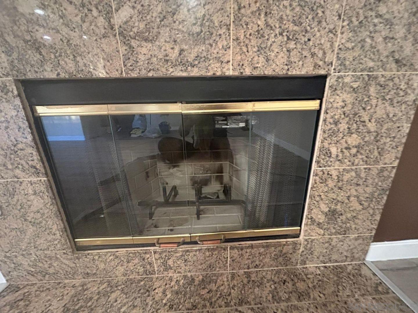 Detail Gallery Image 5 of 14 For 9408  Questa Pointe, San Diego,  CA 92126 - 4 Beds | 3 Baths