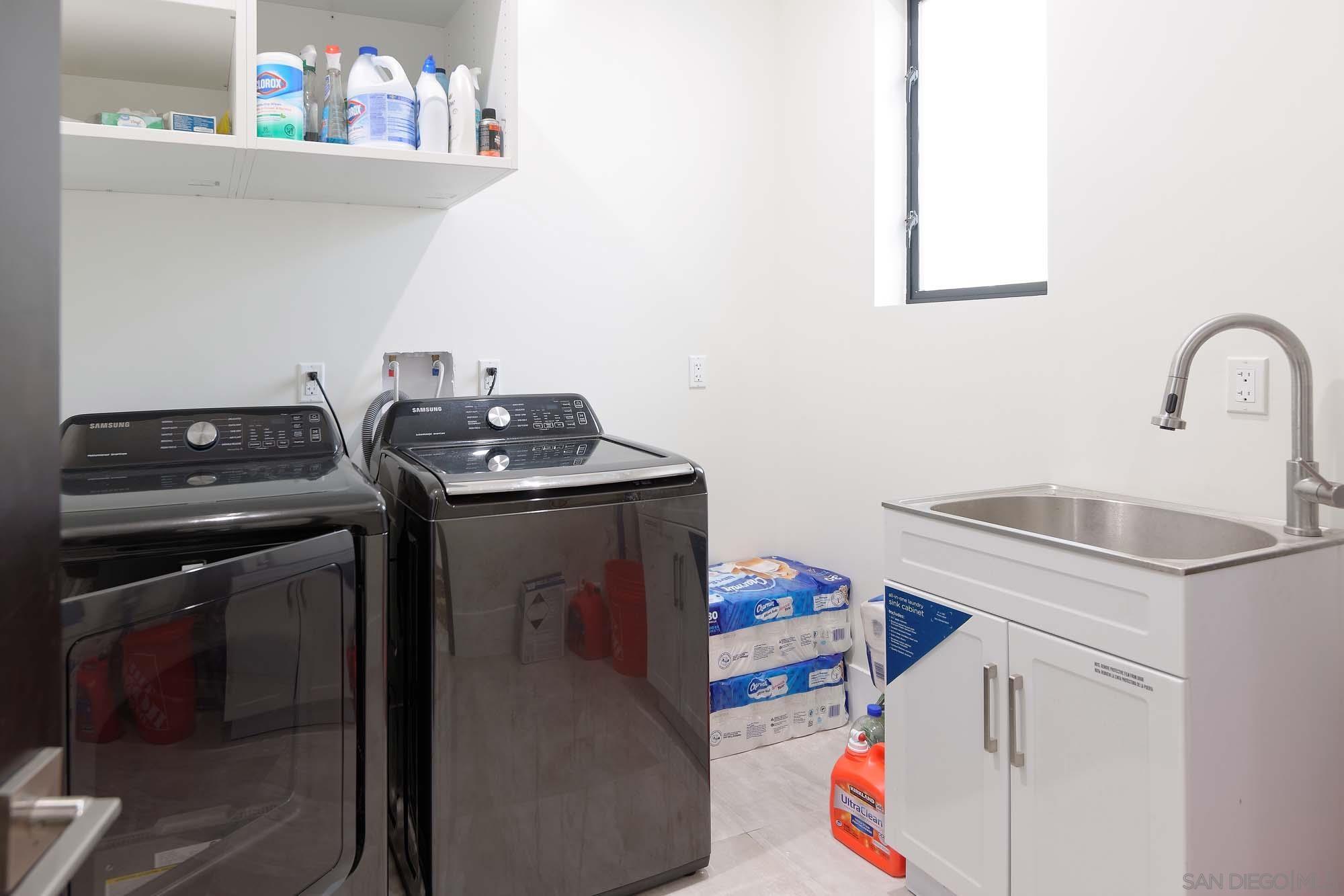 Detail Gallery Image 21 of 27 For 1168  Muirlands Vista Way, San Diego,  CA 92109 - 5 Beds | 5/1 Baths