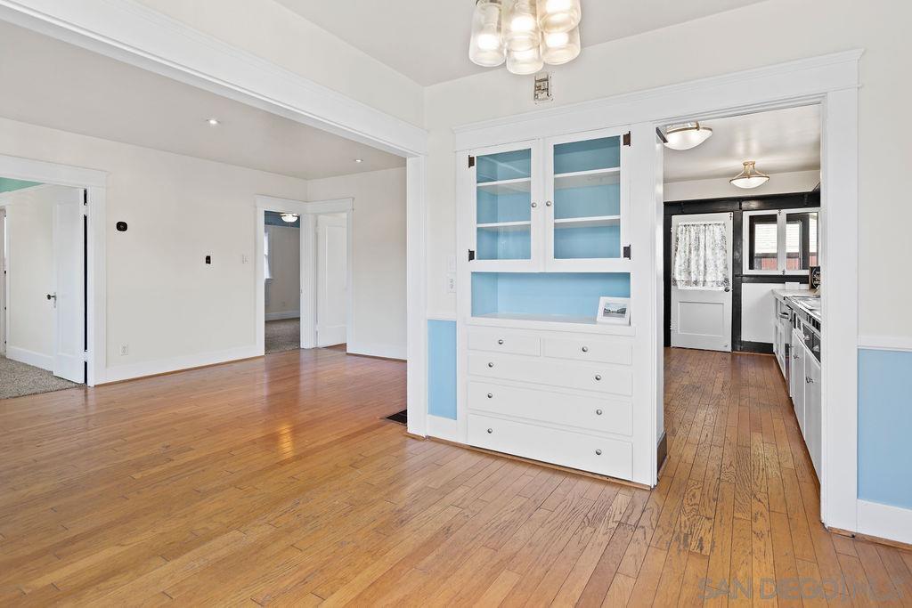 Detail Gallery Image 14 of 51 For 242 E 9th Ave, Escondido,  CA 92025 - 4 Beds | 2 Baths