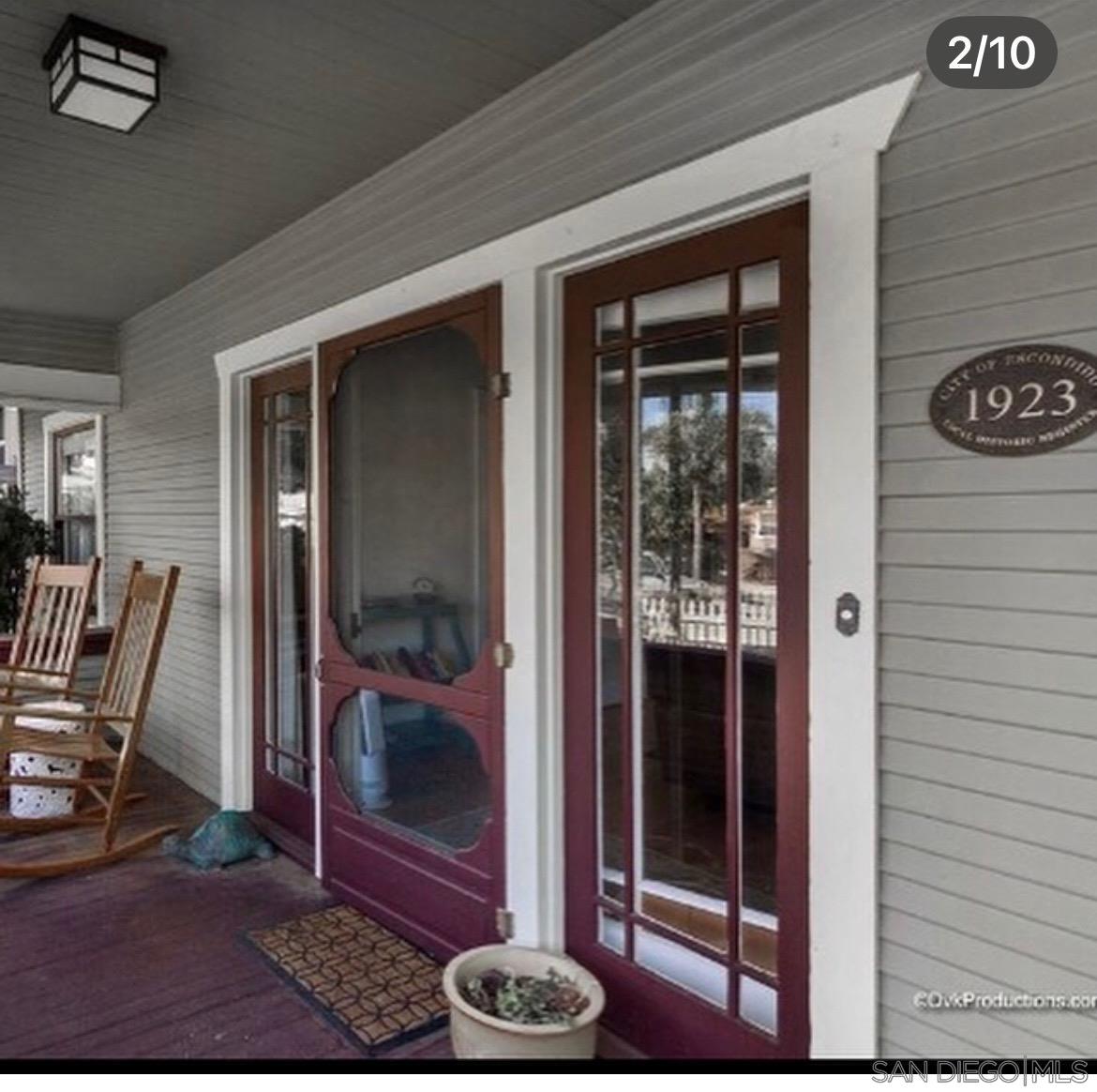 Detail Gallery Image 3 of 23 For 242 E 9th Ave, Escondido,  CA 92025 - 4 Beds | 2 Baths