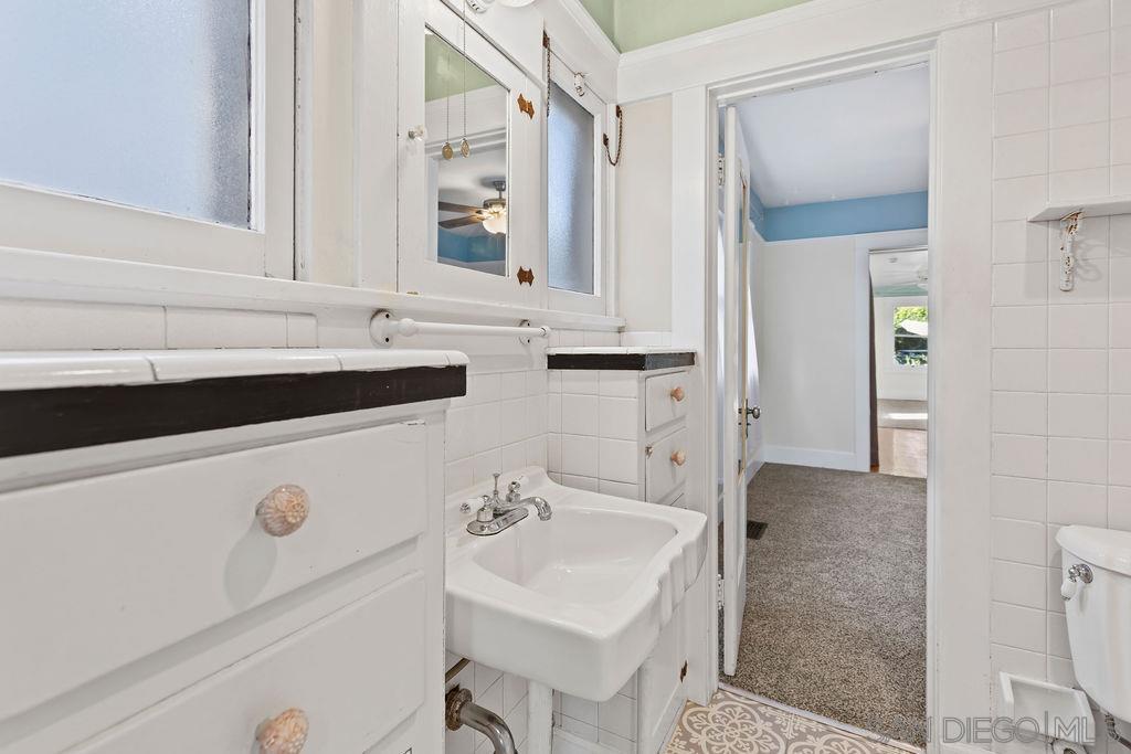 Detail Gallery Image 31 of 51 For 242 E 9th Ave, Escondido,  CA 92025 - 4 Beds | 2 Baths