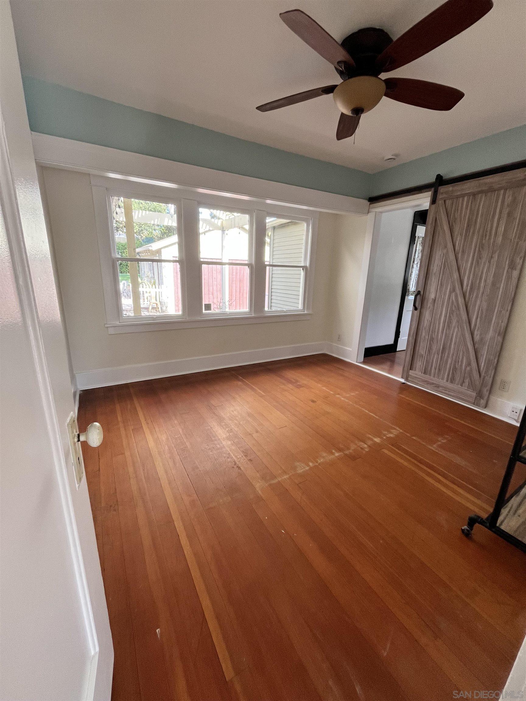 Detail Gallery Image 8 of 23 For 242 E 9th Ave, Escondido,  CA 92025 - 4 Beds | 2 Baths