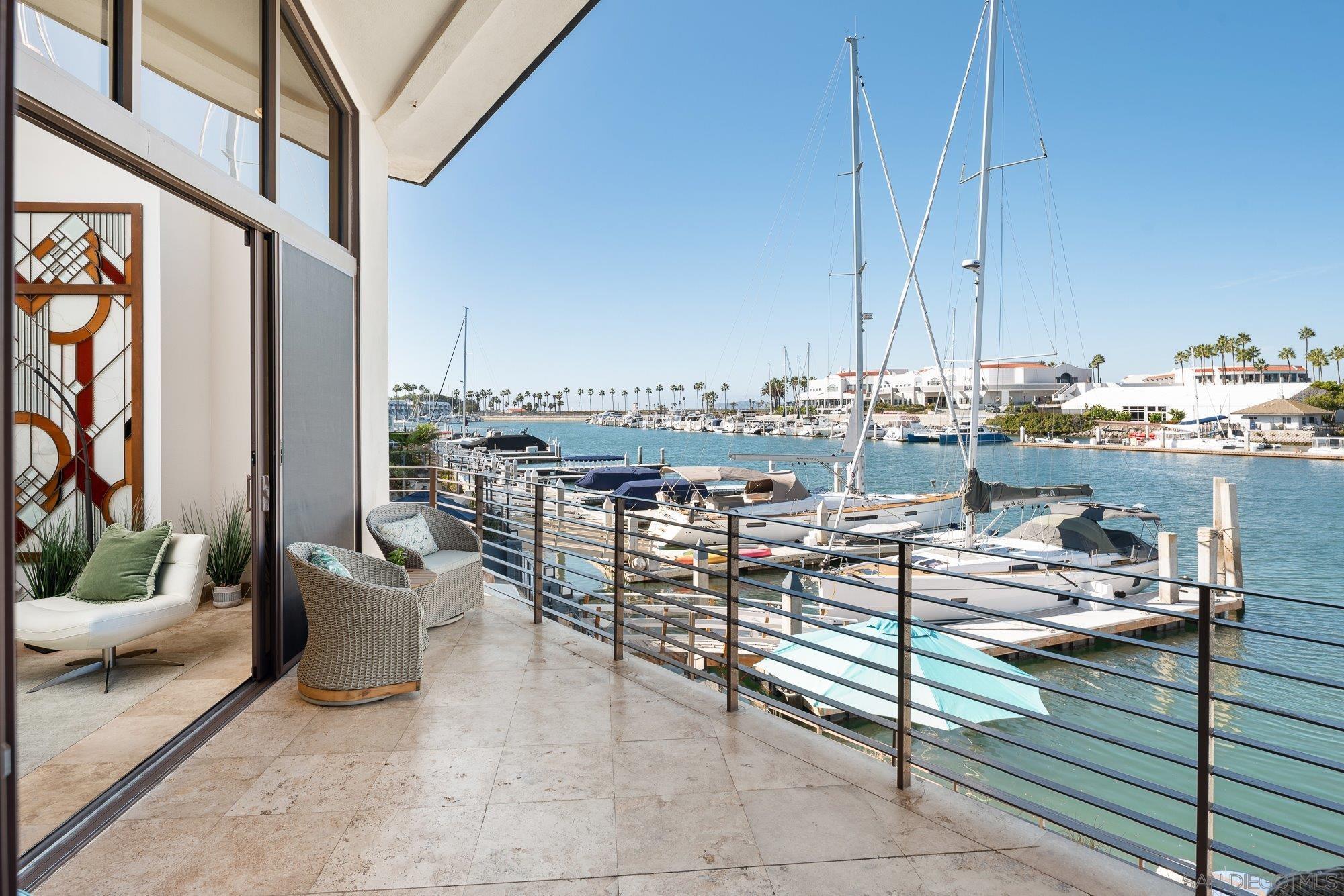 Detail Gallery Image 12 of 75 For 25  the Point, Coronado,  CA 92118 - 4 Beds | 5 Baths