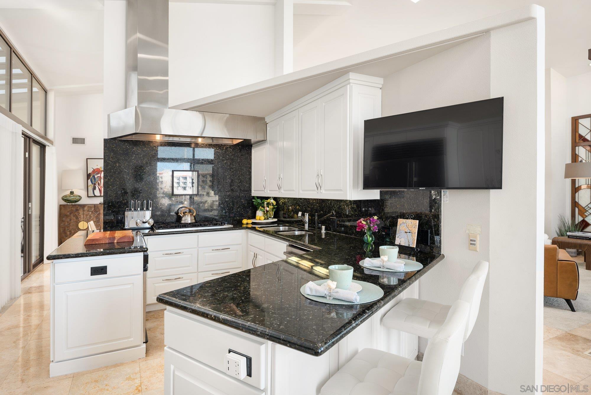 Detail Gallery Image 22 of 75 For 25  the Point, Coronado,  CA 92118 - 4 Beds | 5 Baths