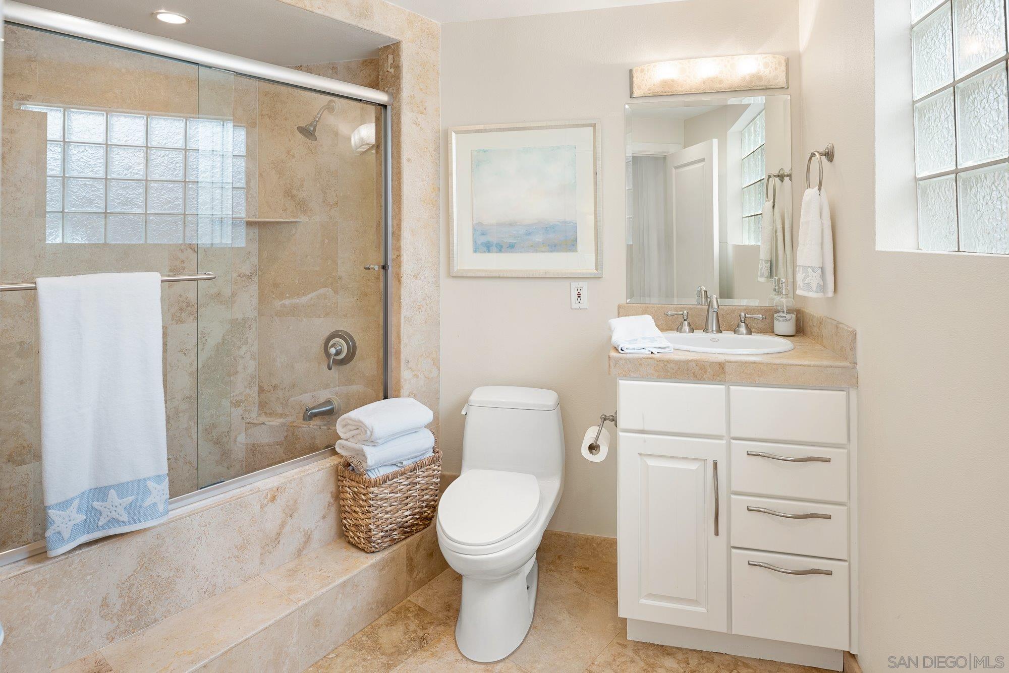 Detail Gallery Image 45 of 75 For 25  the Point, Coronado,  CA 92118 - 4 Beds | 5 Baths