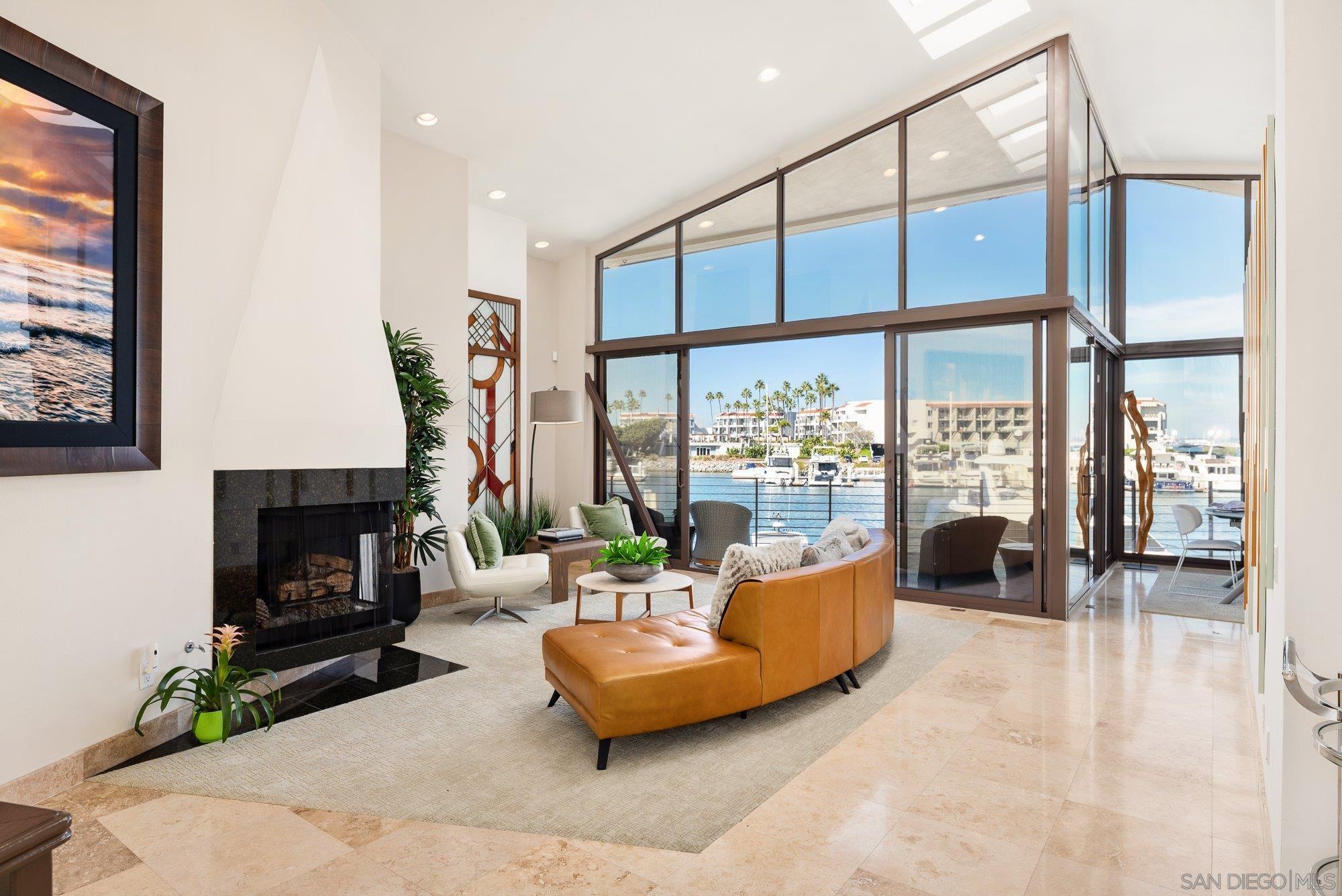 Detail Gallery Image 9 of 75 For 25  the Point, Coronado,  CA 92118 - 4 Beds | 5 Baths