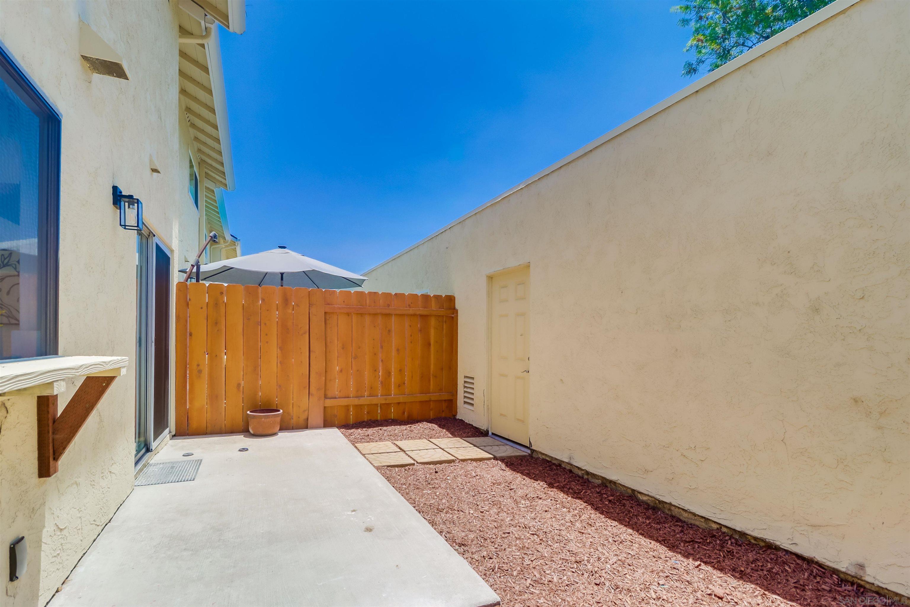Detail Gallery Image 14 of 30 For 7827  Rancho Fanita Dr  #H,  Santee,  CA 92071 - 2 Beds | 1/1 Baths