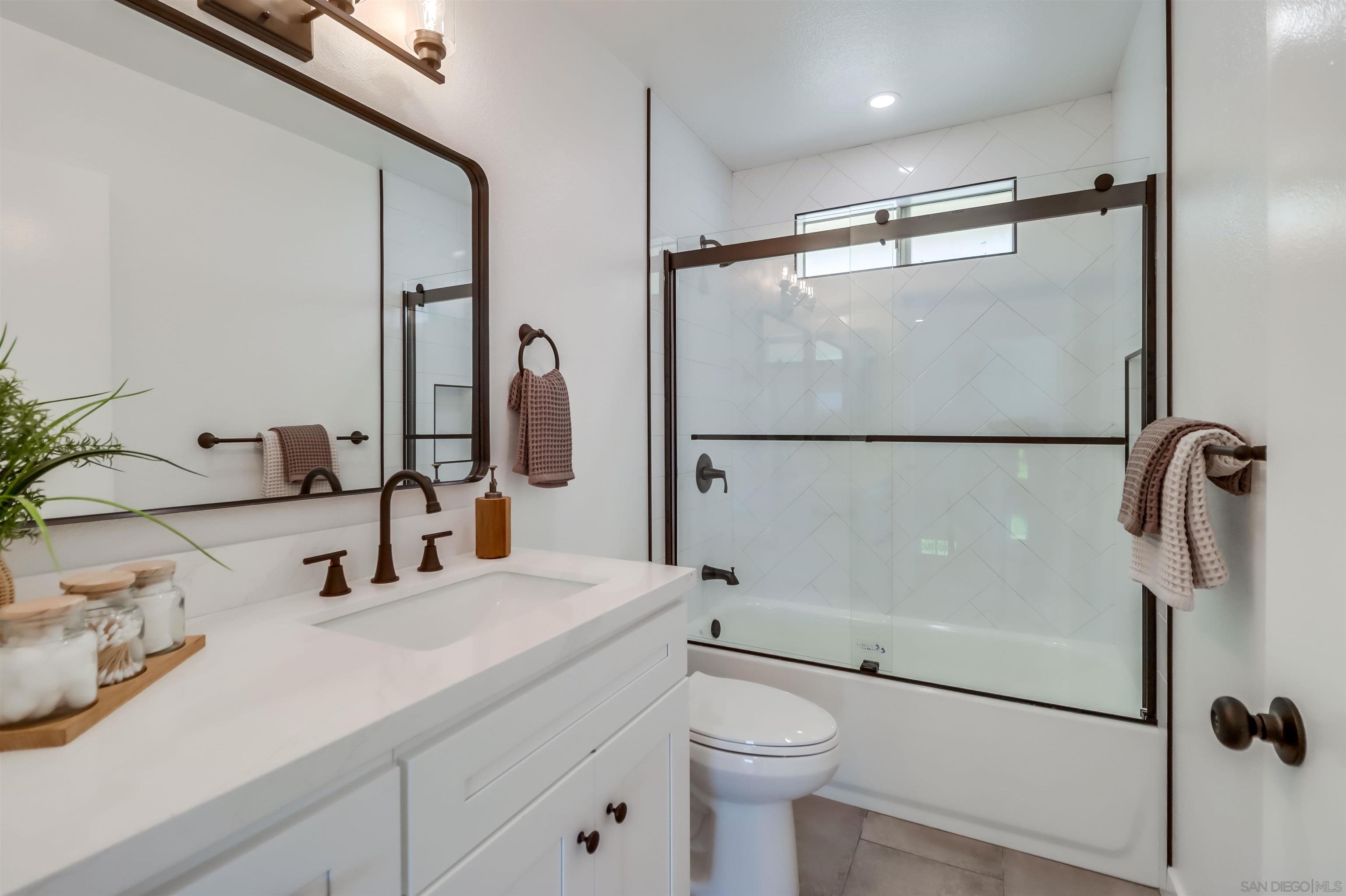 Detail Gallery Image 20 of 30 For 7827  Rancho Fanita Dr  #H,  Santee,  CA 92071 - 2 Beds | 1/1 Baths