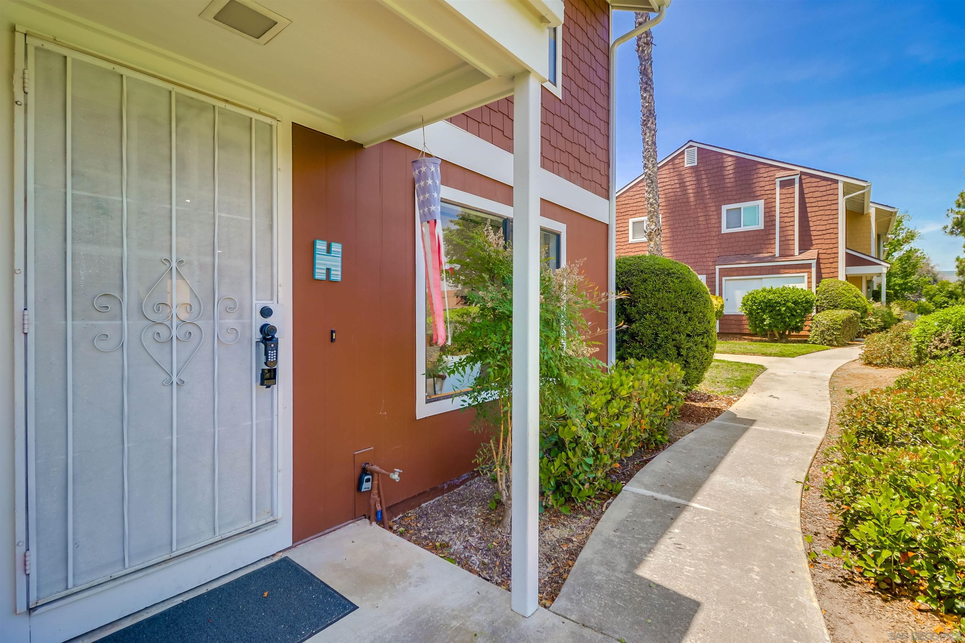 Detail Gallery Image 25 of 30 For 7827  Rancho Fanita Dr  #H,  Santee,  CA 92071 - 2 Beds | 1/1 Baths