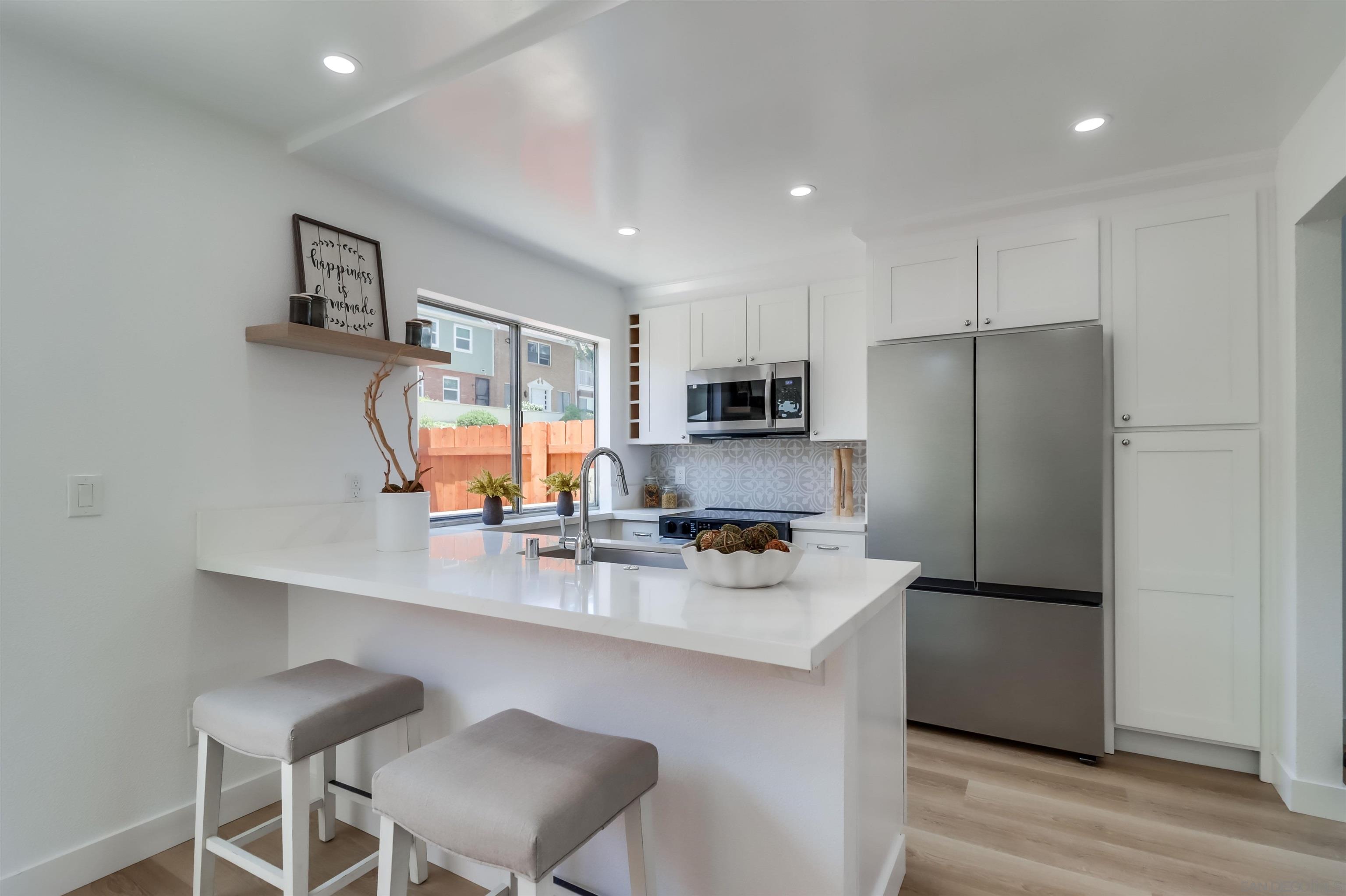 Detail Gallery Image 5 of 30 For 7827  Rancho Fanita Dr  #H,  Santee,  CA 92071 - 2 Beds | 1/1 Baths