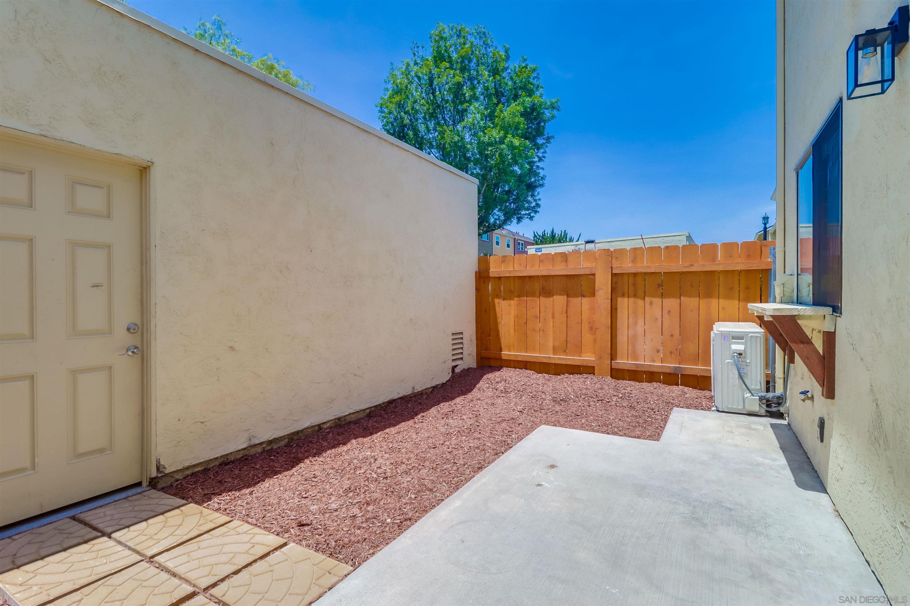 Detail Gallery Image 10 of 30 For 7827  Rancho Fanita Dr  #H,  Santee,  CA 92071 - 2 Beds | 1/1 Baths