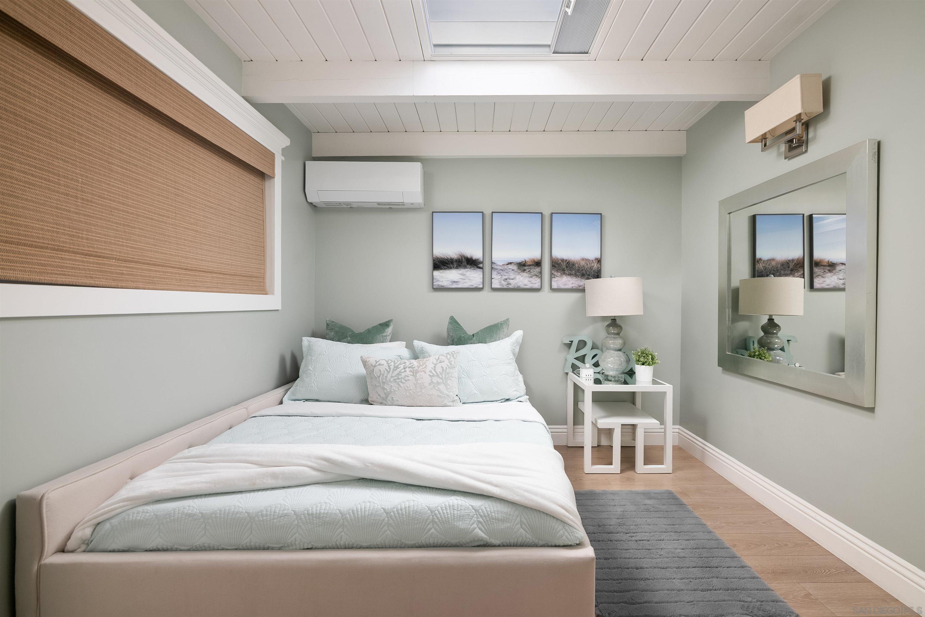 Detail Gallery Image 34 of 54 For 1680 N Neptune Ave, Encinitas,  CA 92024 - 4 Beds | 3/1 Baths