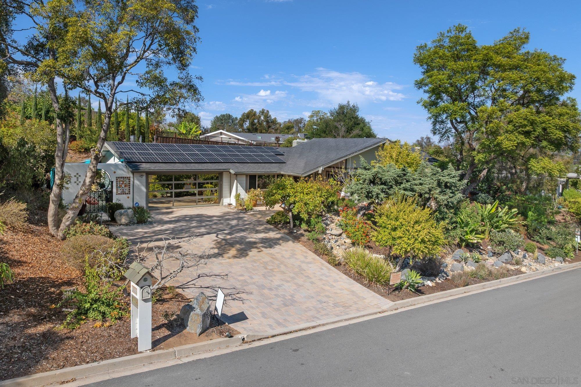 Front Image Thumbnail for SD250043304