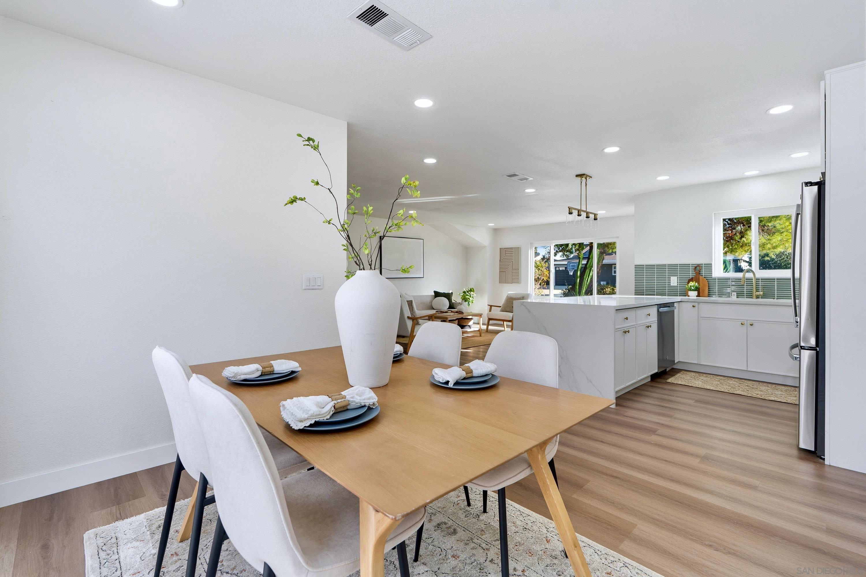 Detail Gallery Image 13 of 26 For 9408  Wharton Rd, Santee,  CA 92071 - 3 Beds | 2 Baths