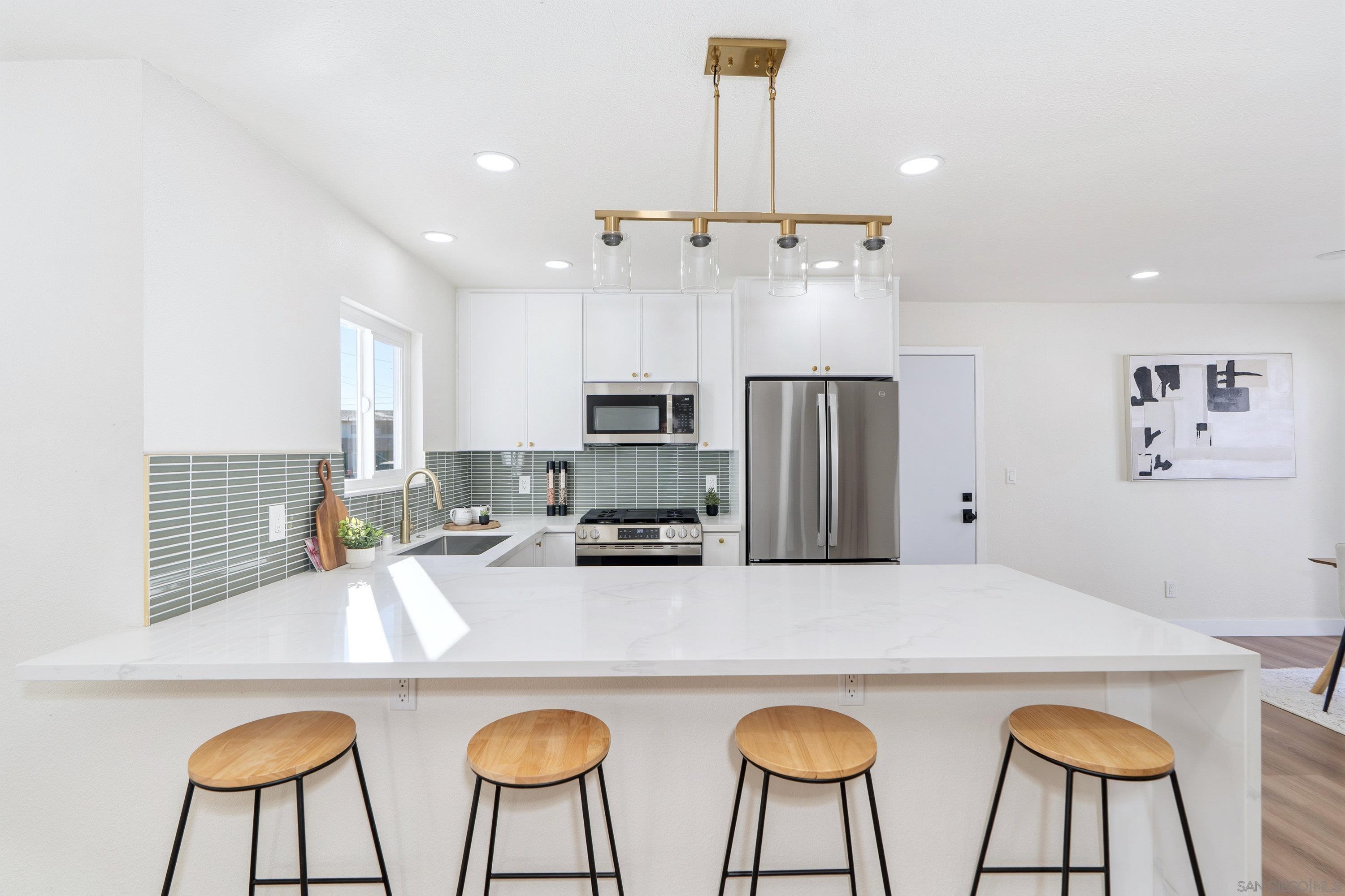 Detail Gallery Image 5 of 26 For 9408  Wharton Rd, Santee,  CA 92071 - 3 Beds | 2 Baths