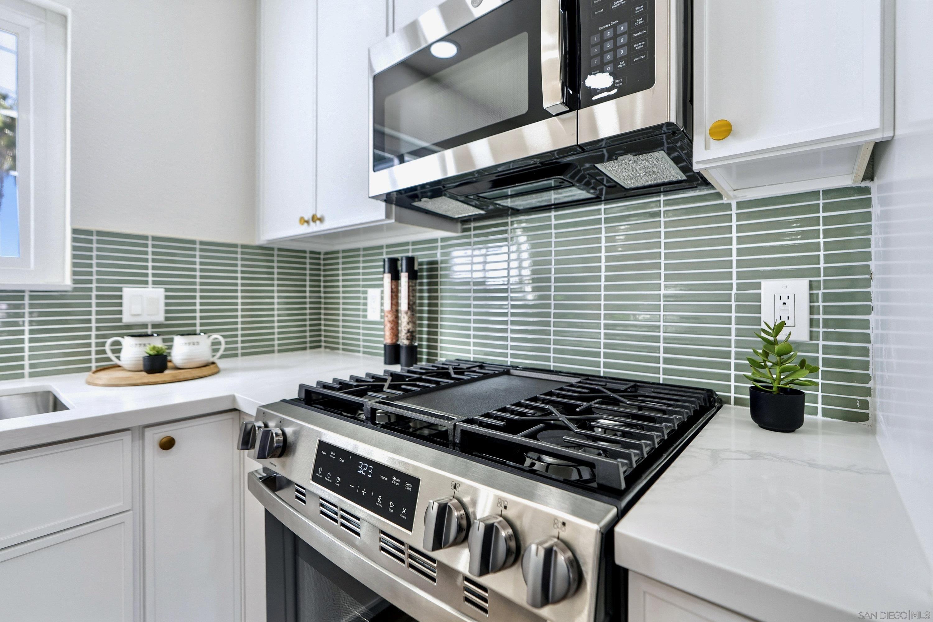 Detail Gallery Image 10 of 26 For 9408  Wharton Rd, Santee,  CA 92071 - 3 Beds | 2 Baths