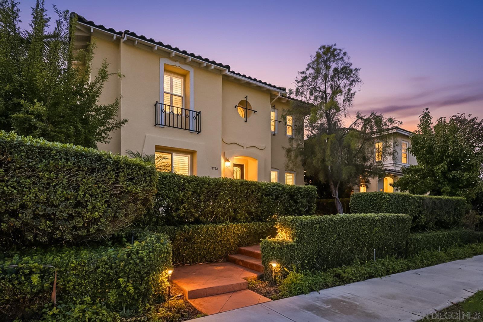 Front Image Thumbnail for SD250043313