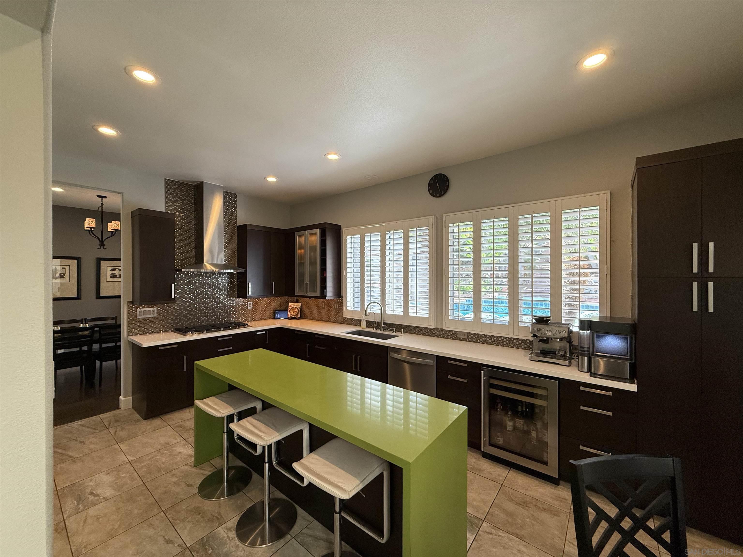 Detail Gallery Image 7 of 24 For 11770  Fantasia Ct., San Diego,  CA 92131 - 4 Beds | 3 Baths