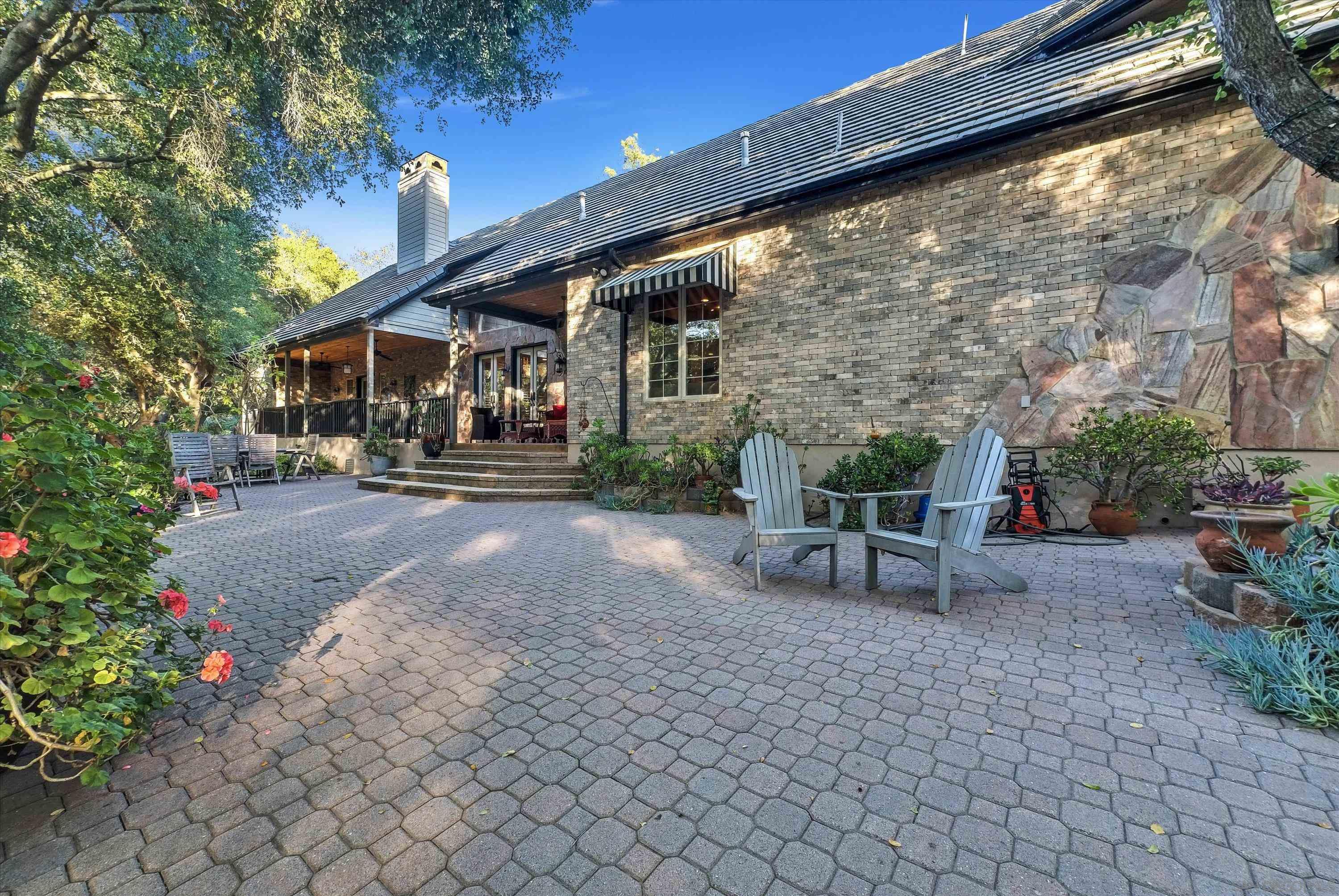 Detail Gallery Image 12 of 74 For 45455  Lorenz Ln, Temecula,  CA 92590 - 4 Beds | 4/1 Baths