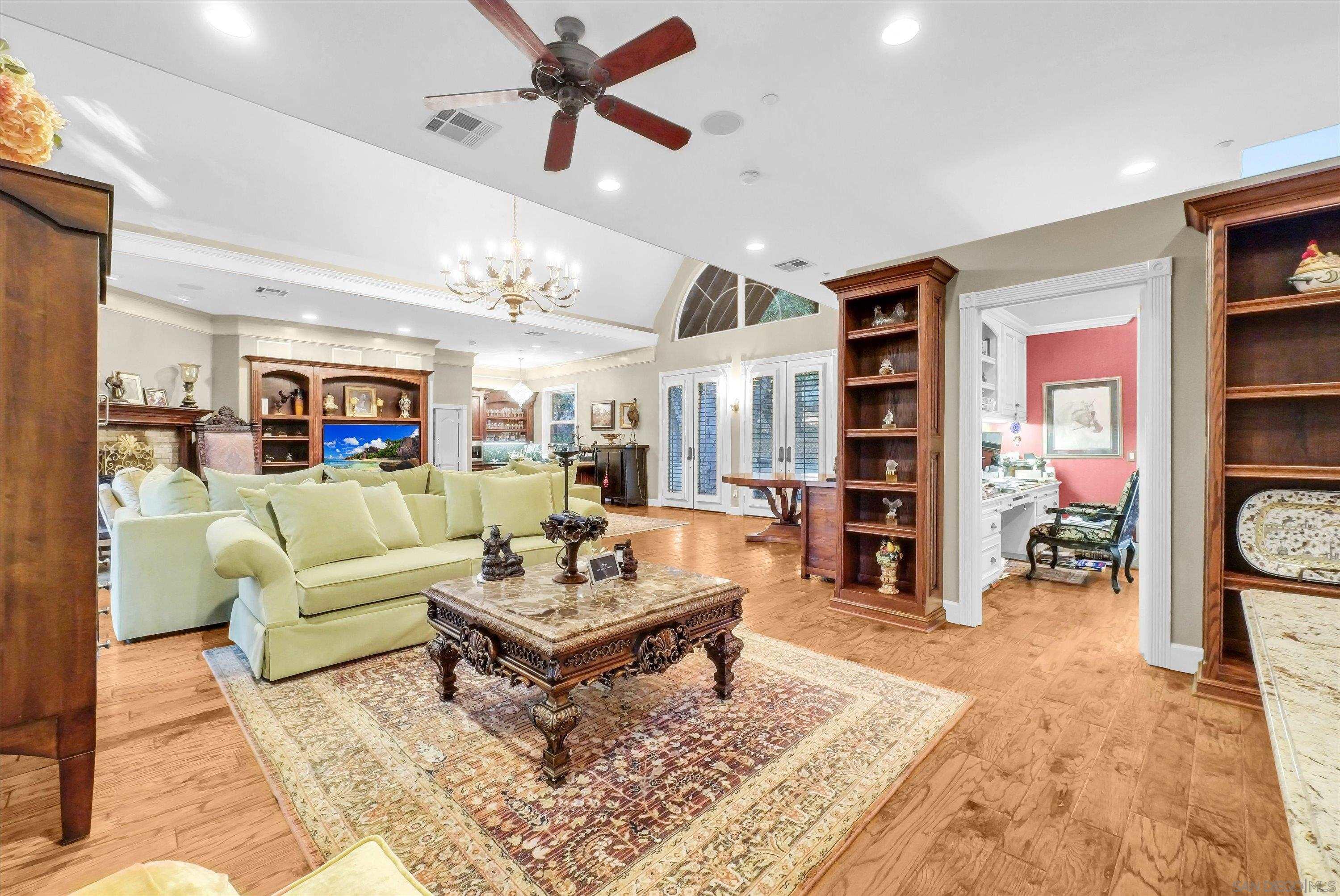 Detail Gallery Image 21 of 74 For 45455  Lorenz Ln, Temecula,  CA 92590 - 4 Beds | 4/1 Baths