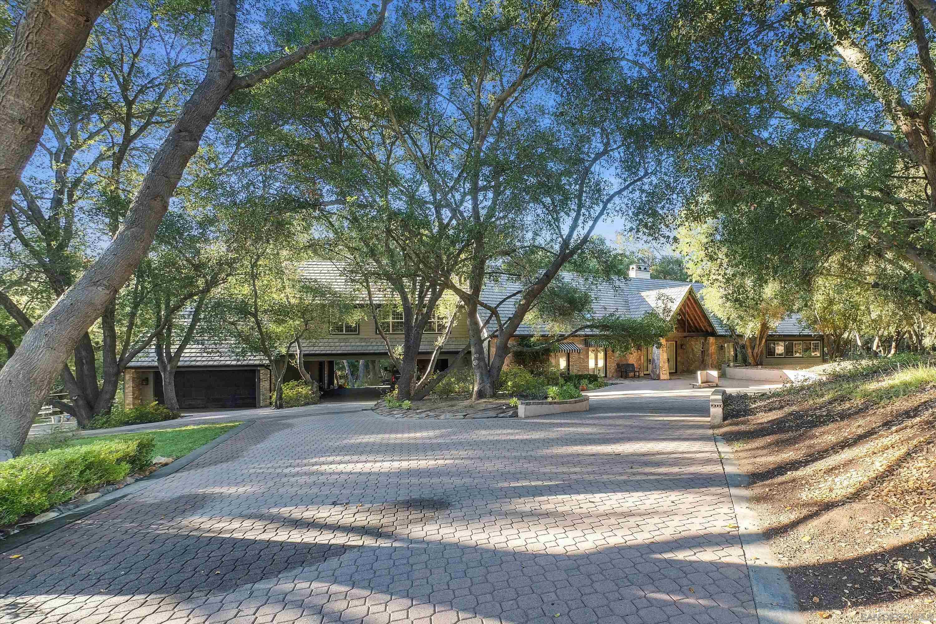 Detail Gallery Image 9 of 74 For 45455  Lorenz Ln, Temecula,  CA 92590 - 4 Beds | 4/1 Baths