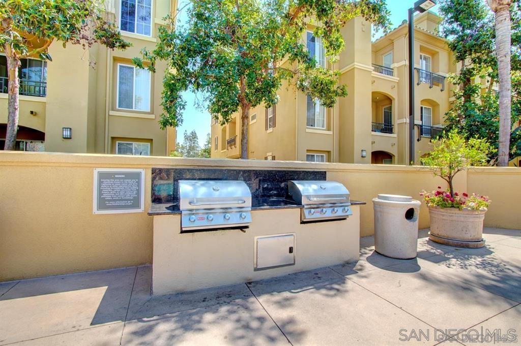 Detail Gallery Image 5 of 13 For 10840  Scripps Ranch Blvd  #206,  San Diego,  CA 92131 - 1 Beds | 1 Baths