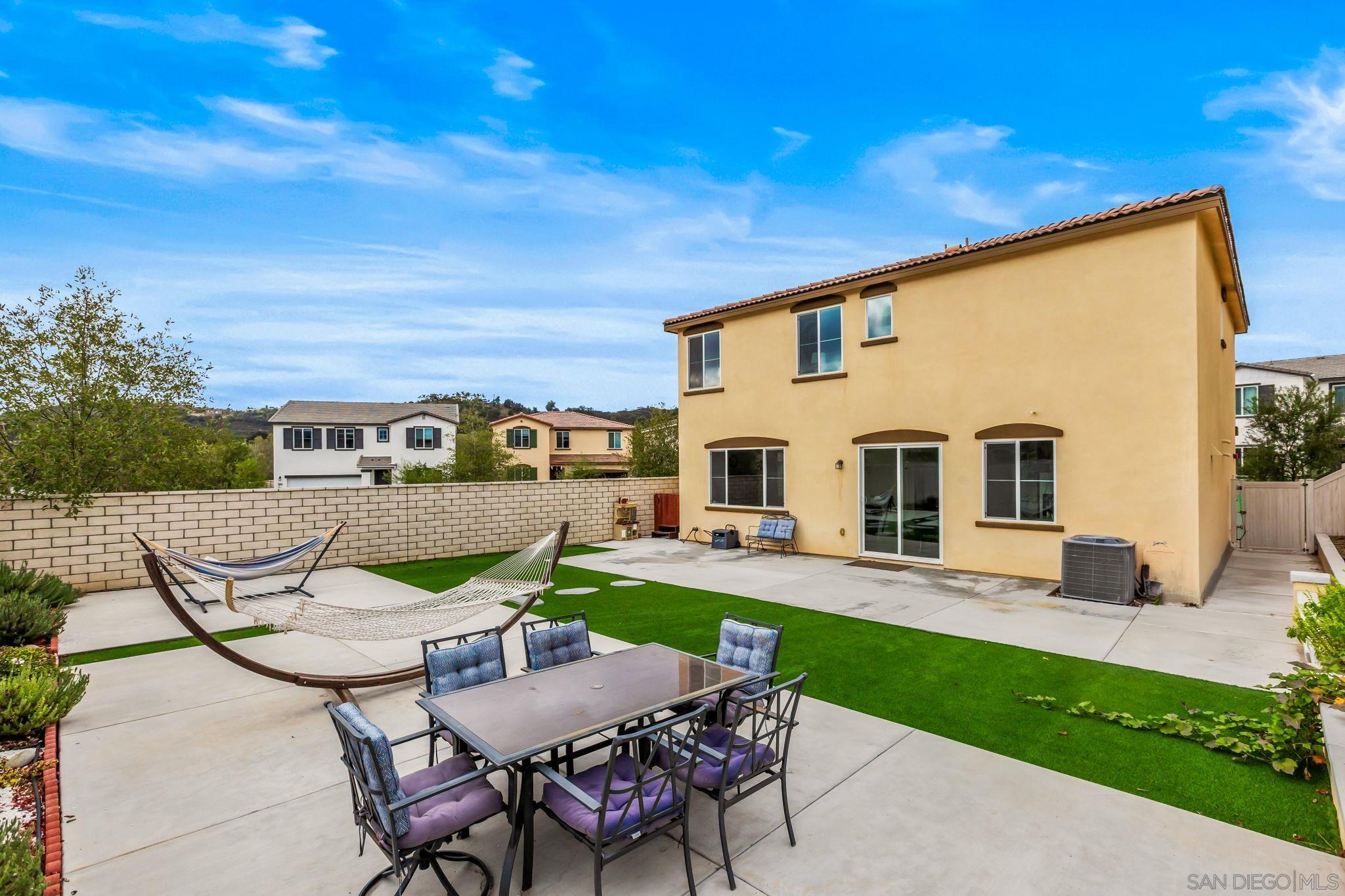 Detail Gallery Image 26 of 38 For 13305  Cultivate Court, Valley Center,  CA 92082 - 5 Beds | 3 Baths