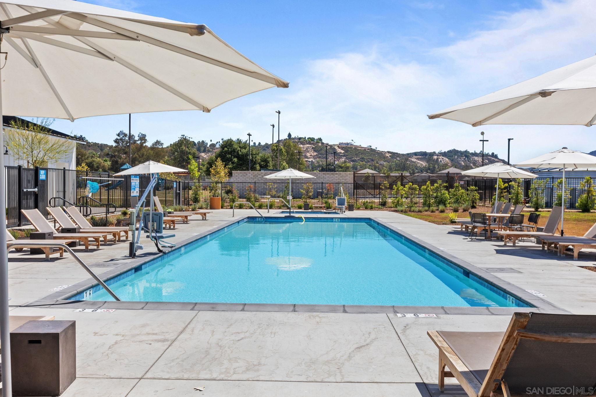 Detail Gallery Image 31 of 38 For 13305  Cultivate Court, Valley Center,  CA 92082 - 5 Beds | 3 Baths