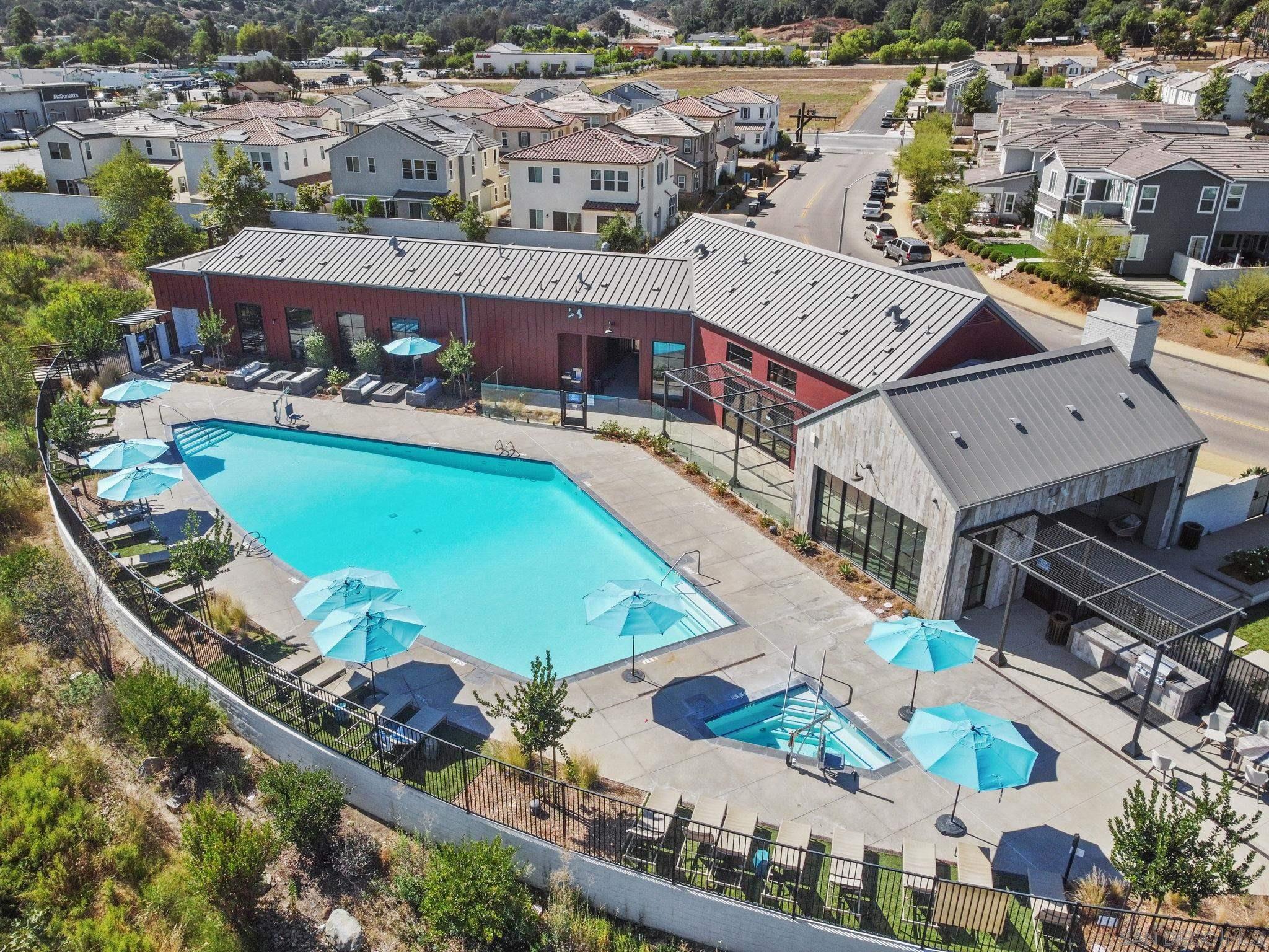 Detail Gallery Image 32 of 38 For 13305  Cultivate Court, Valley Center,  CA 92082 - 5 Beds | 3 Baths