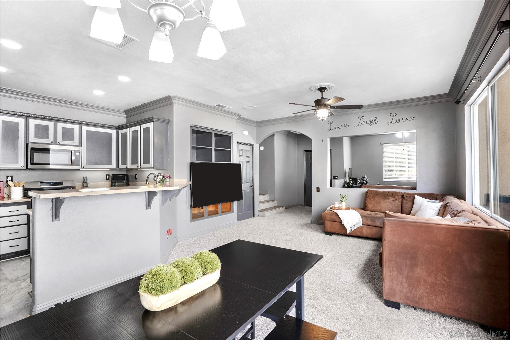 Detail Gallery Image 13 of 32 For 1411  Santa Rita E, Chula Vista,  CA 91913 - 4 Beds | 2/1 Baths