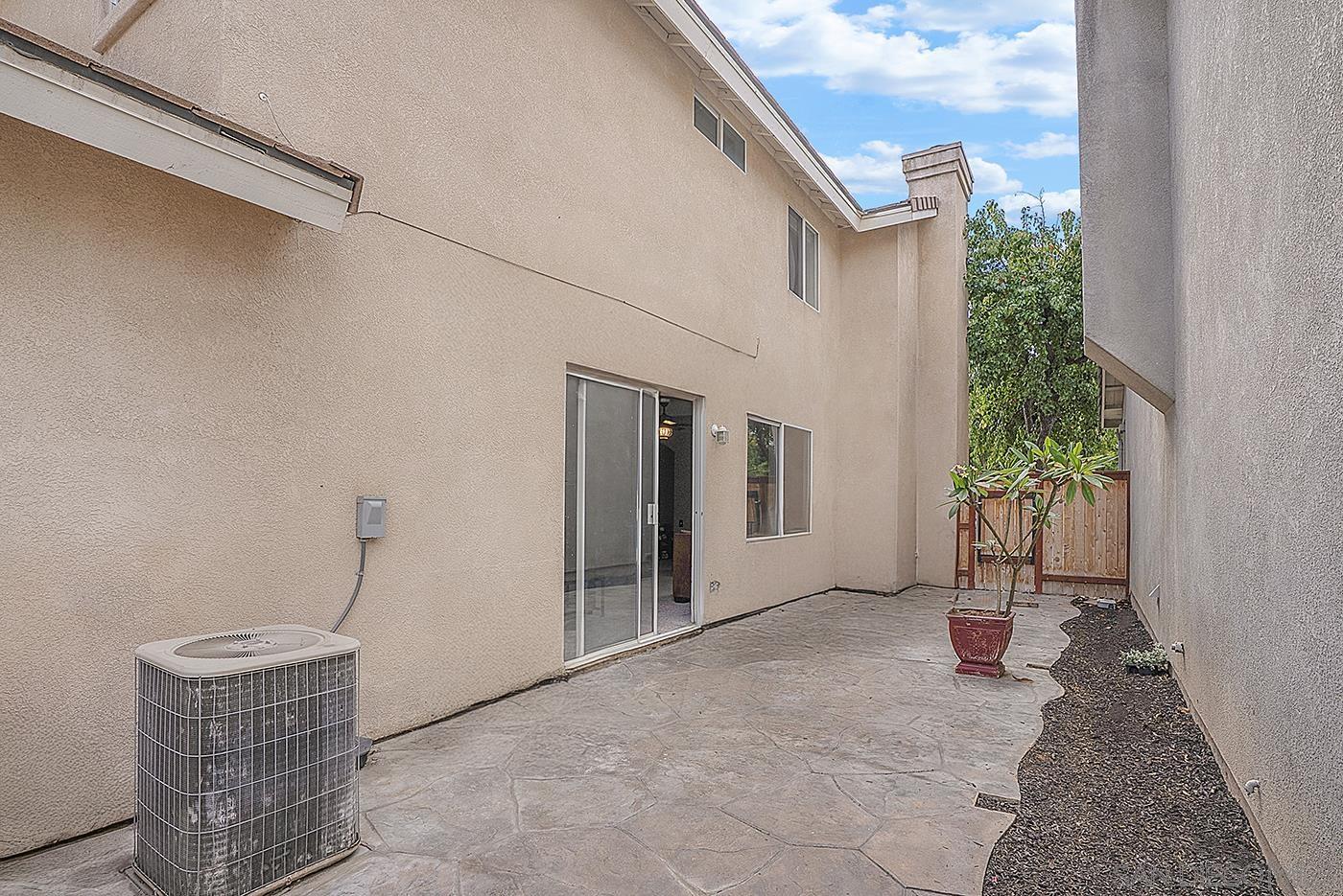 Detail Gallery Image 25 of 32 For 1411  Santa Rita E, Chula Vista,  CA 91913 - 4 Beds | 2/1 Baths