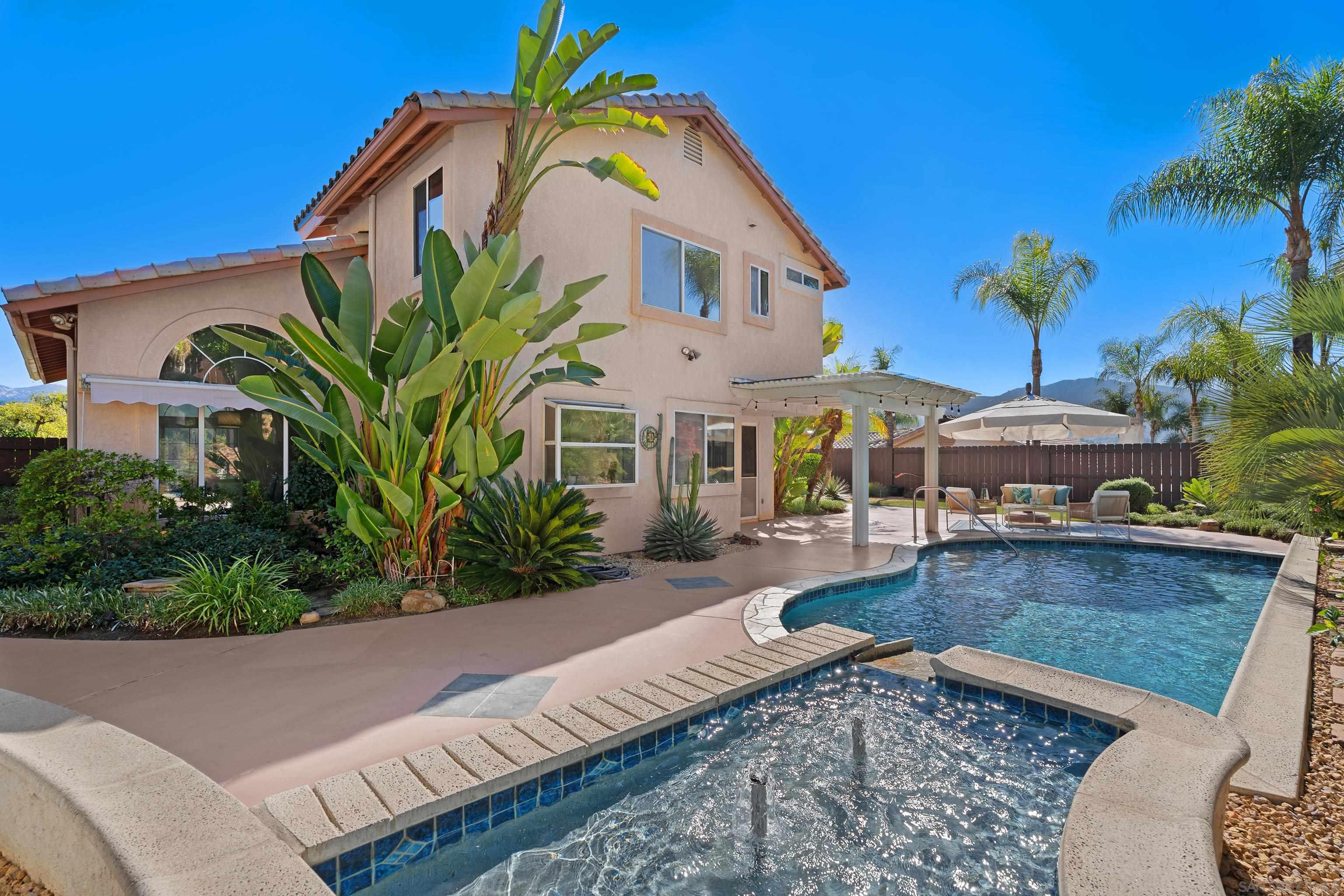 Front Image Thumbnail for SD250043340