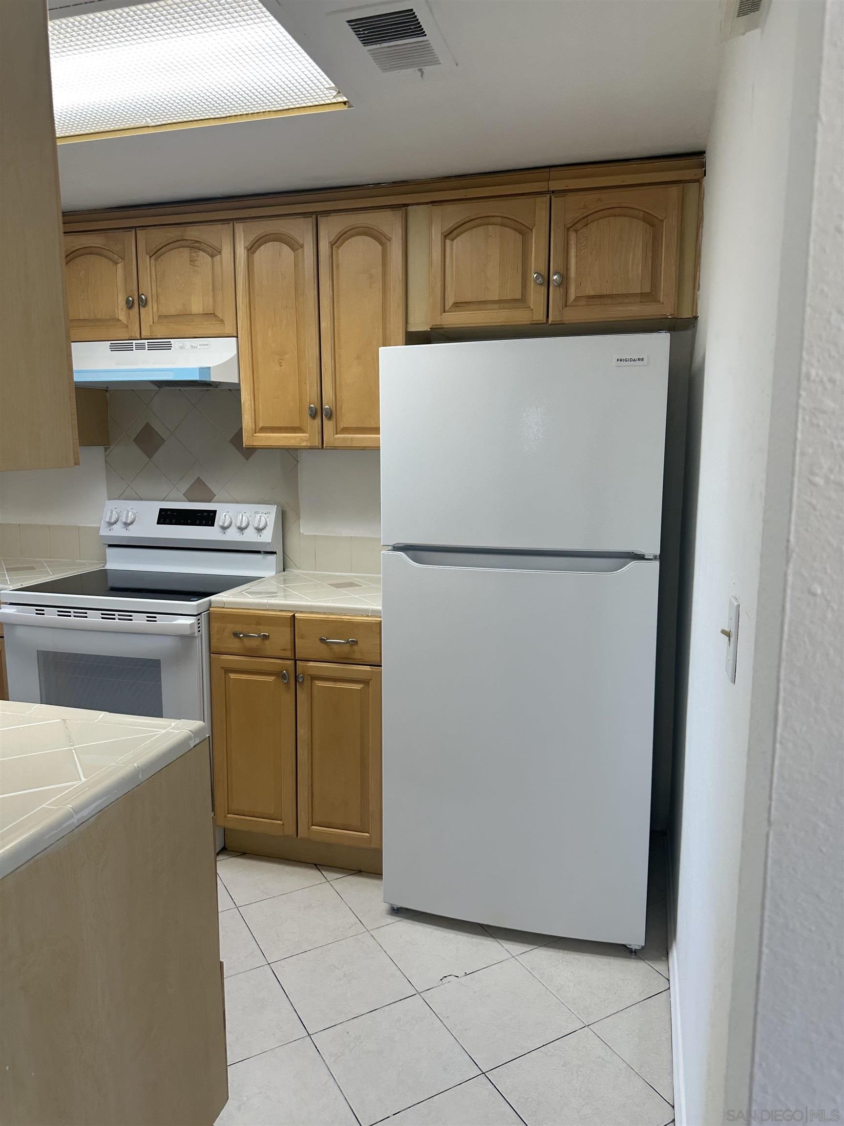 Detail Gallery Image 33 of 46 For 1524  Gustavo St  #D,  El Cajon,  CA 92019 - 2 Beds | 1 Baths