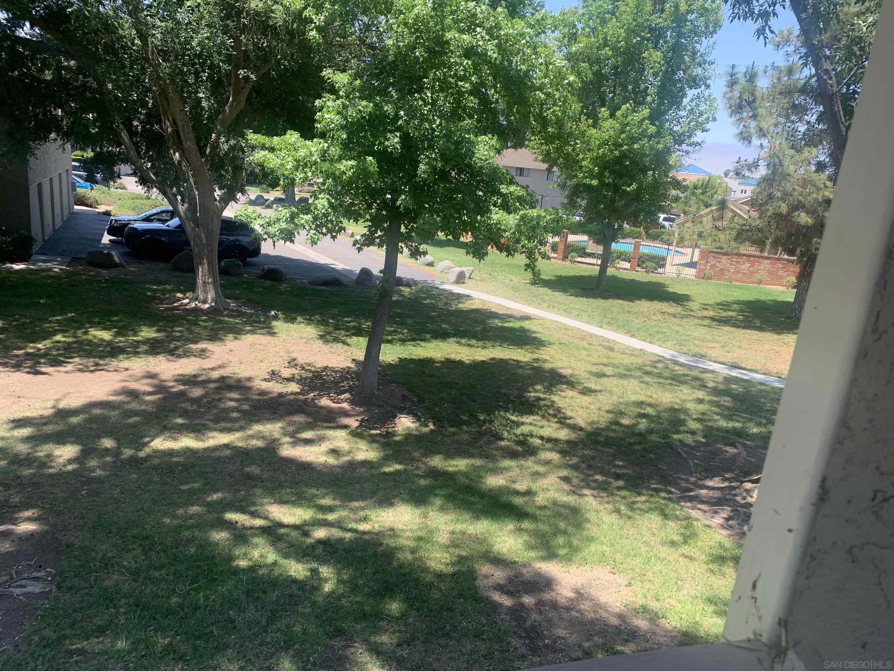 Detail Gallery Image 10 of 46 For 1524  Gustavo St  #D,  El Cajon,  CA 92019 - 2 Beds | 1 Baths