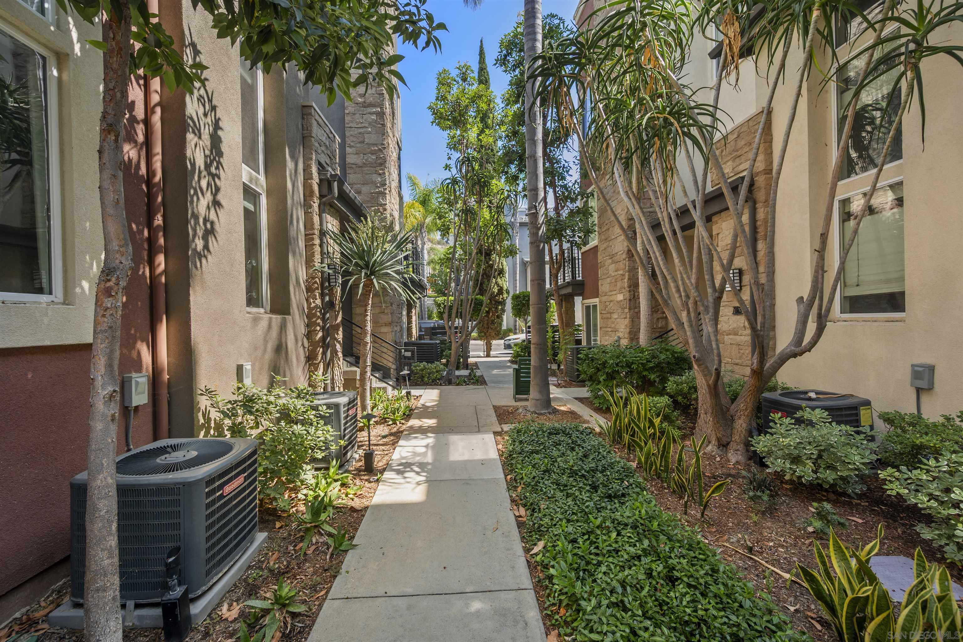 Detail Gallery Image 2 of 69 For 7853  Inception Way, San Diego,  CA 92108 - 3 Beds | 3/1 Baths